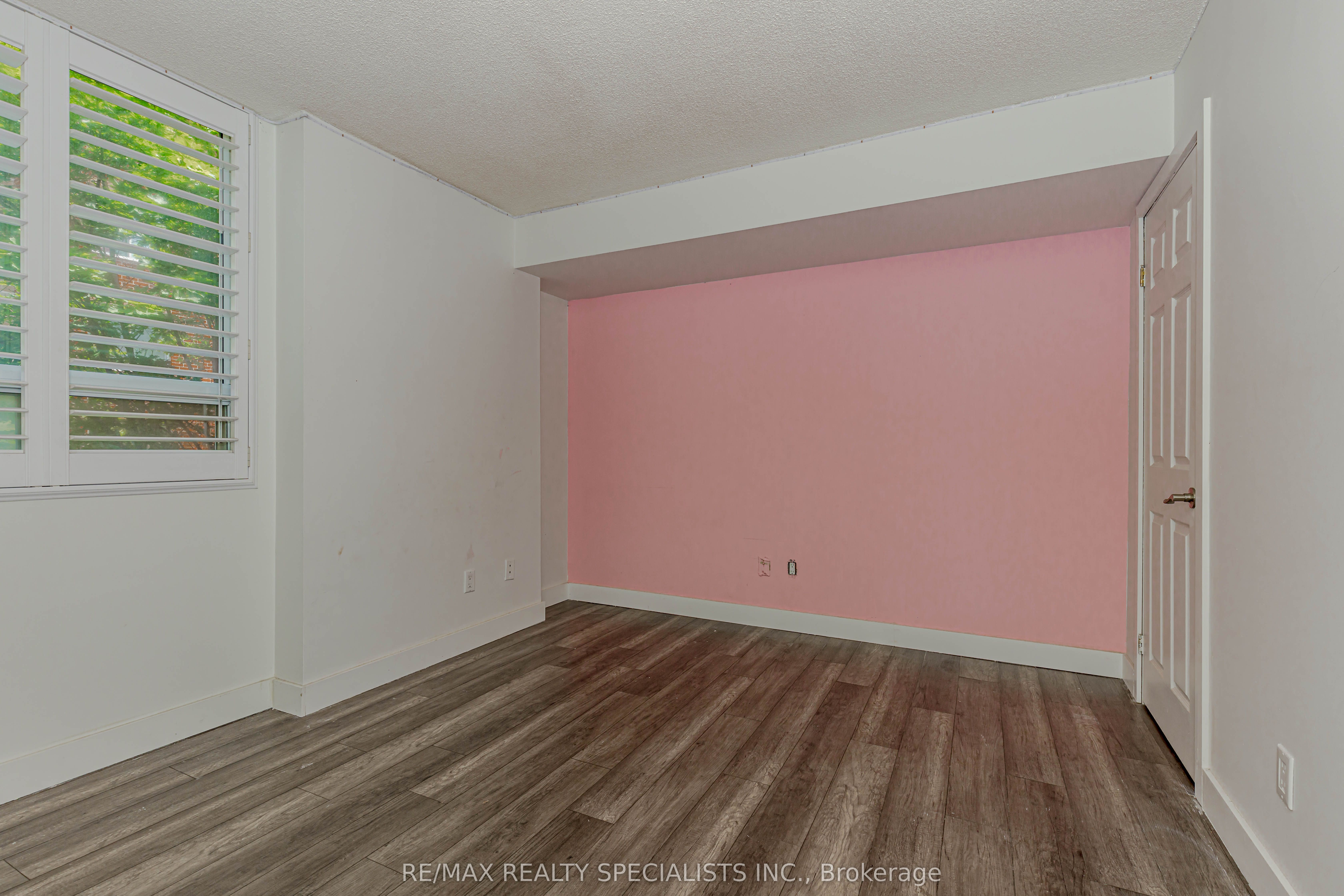 32 Tannery Street 401 Property Photo 31