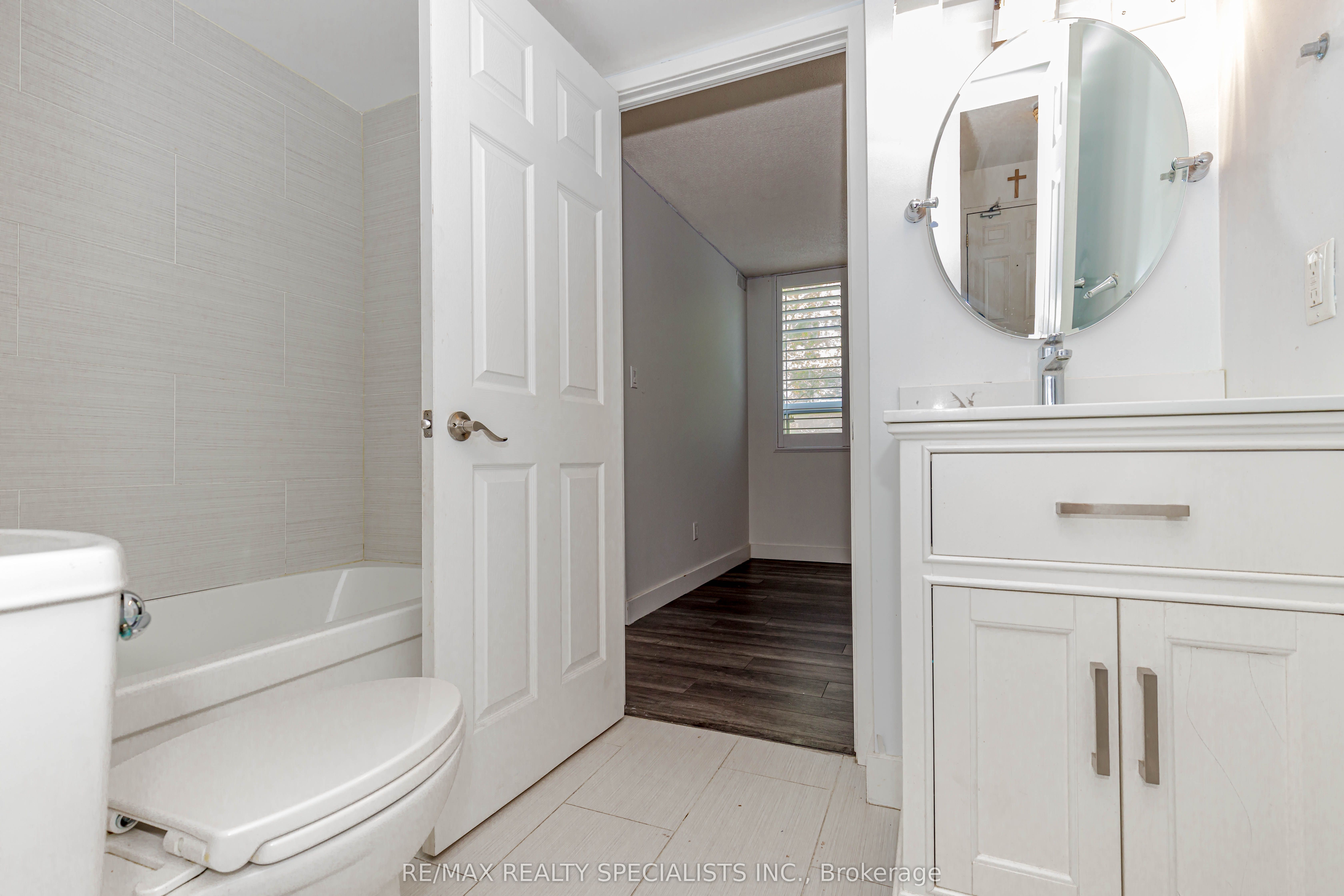 32 Tannery Street 401 Property Photo 35