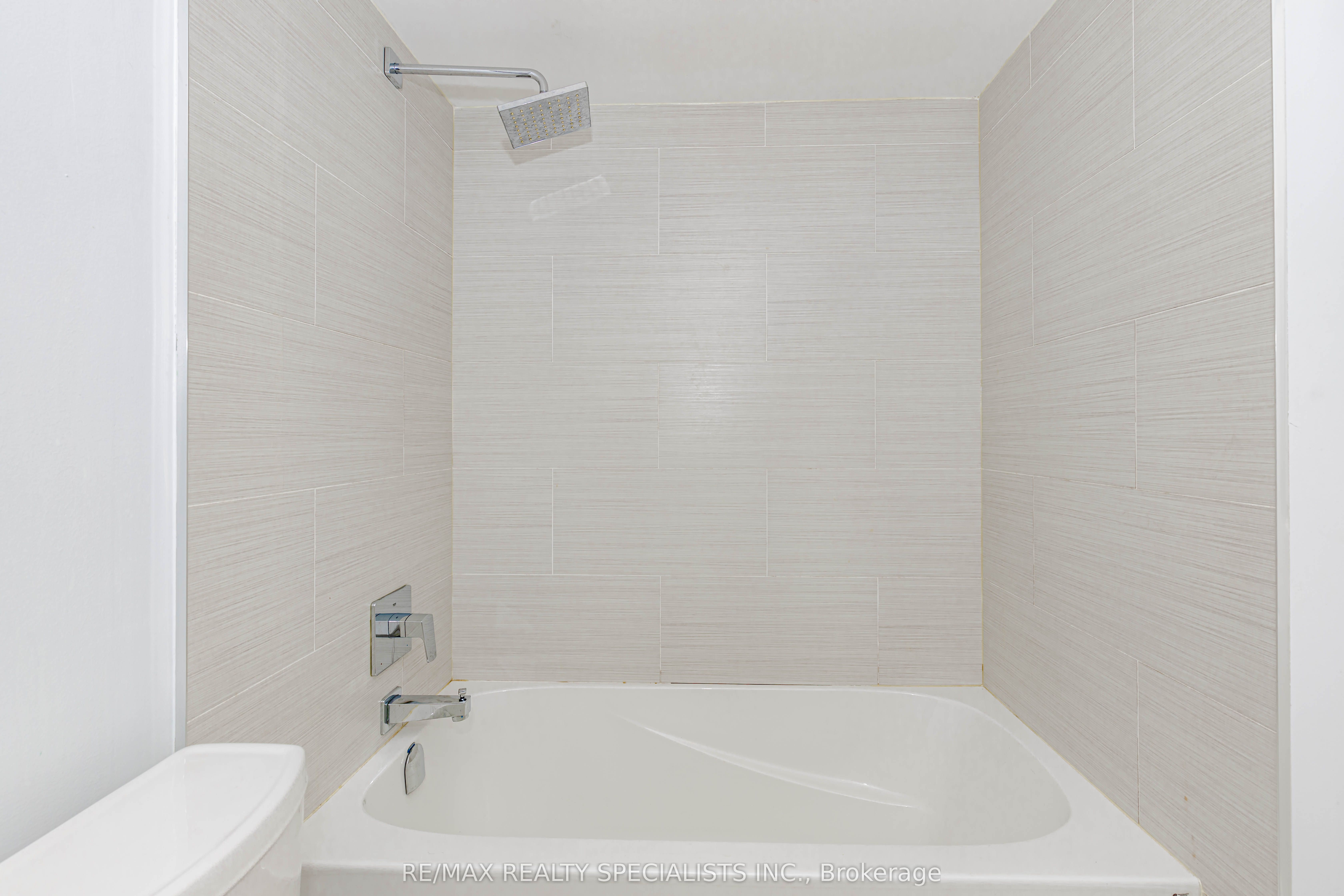 32 Tannery Street 401 Property Photo 36