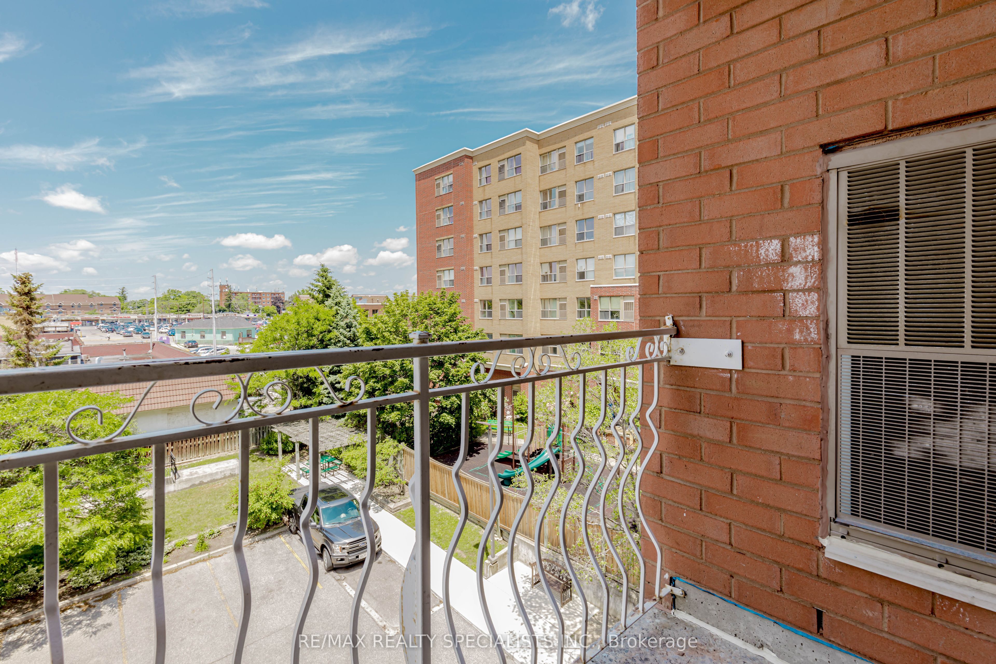 32 Tannery Street 401 Property Photo 40