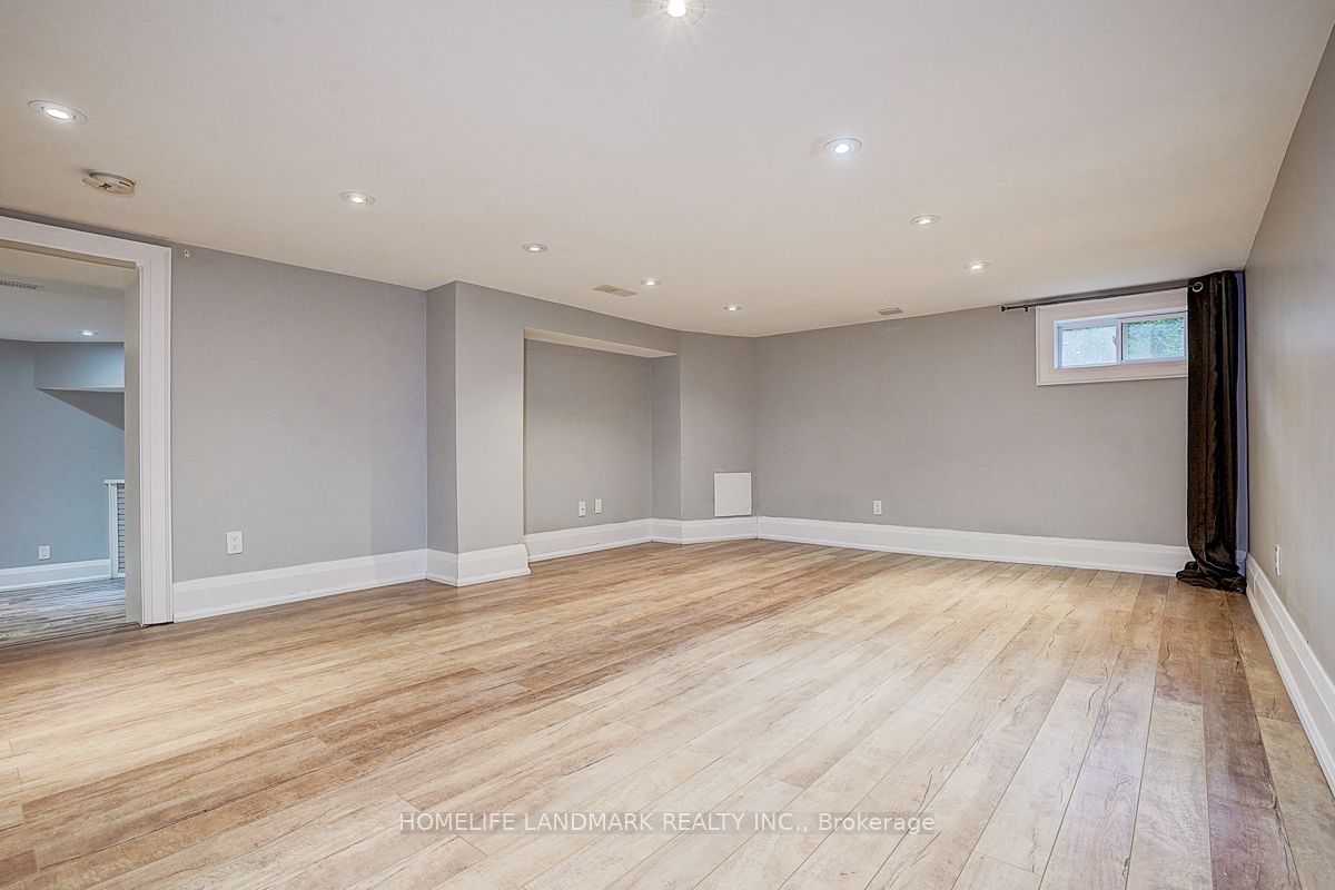 1549 Elite Road Property Photo 32