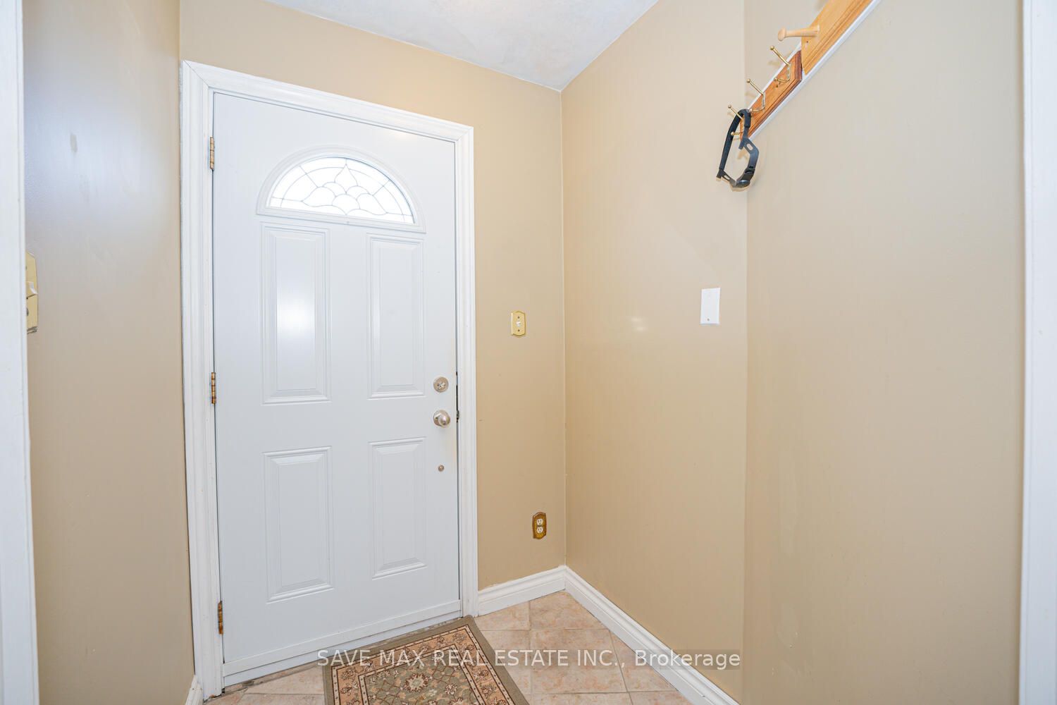 102 Sutherland Avenue Property Photo 3