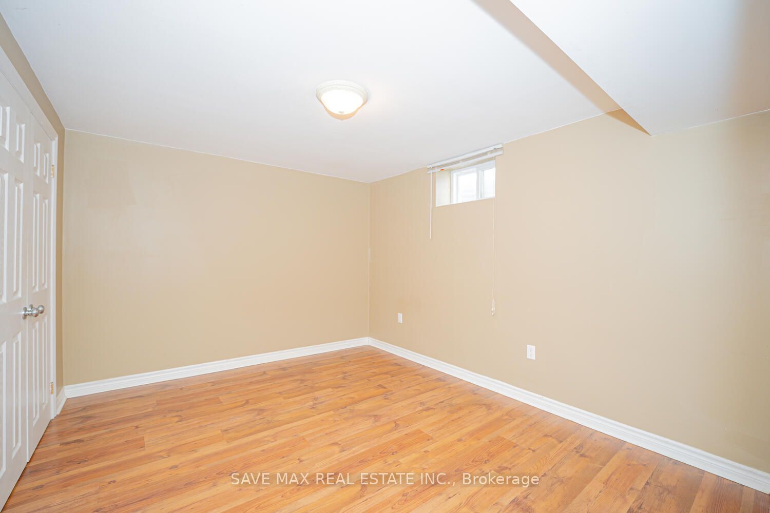 102 Sutherland Avenue Property Photo 26