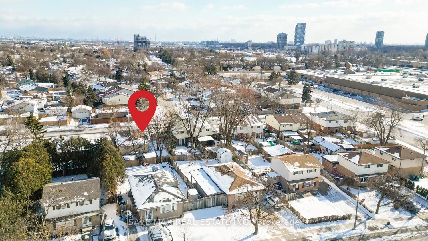 102 Sutherland Avenue Property Photo 39