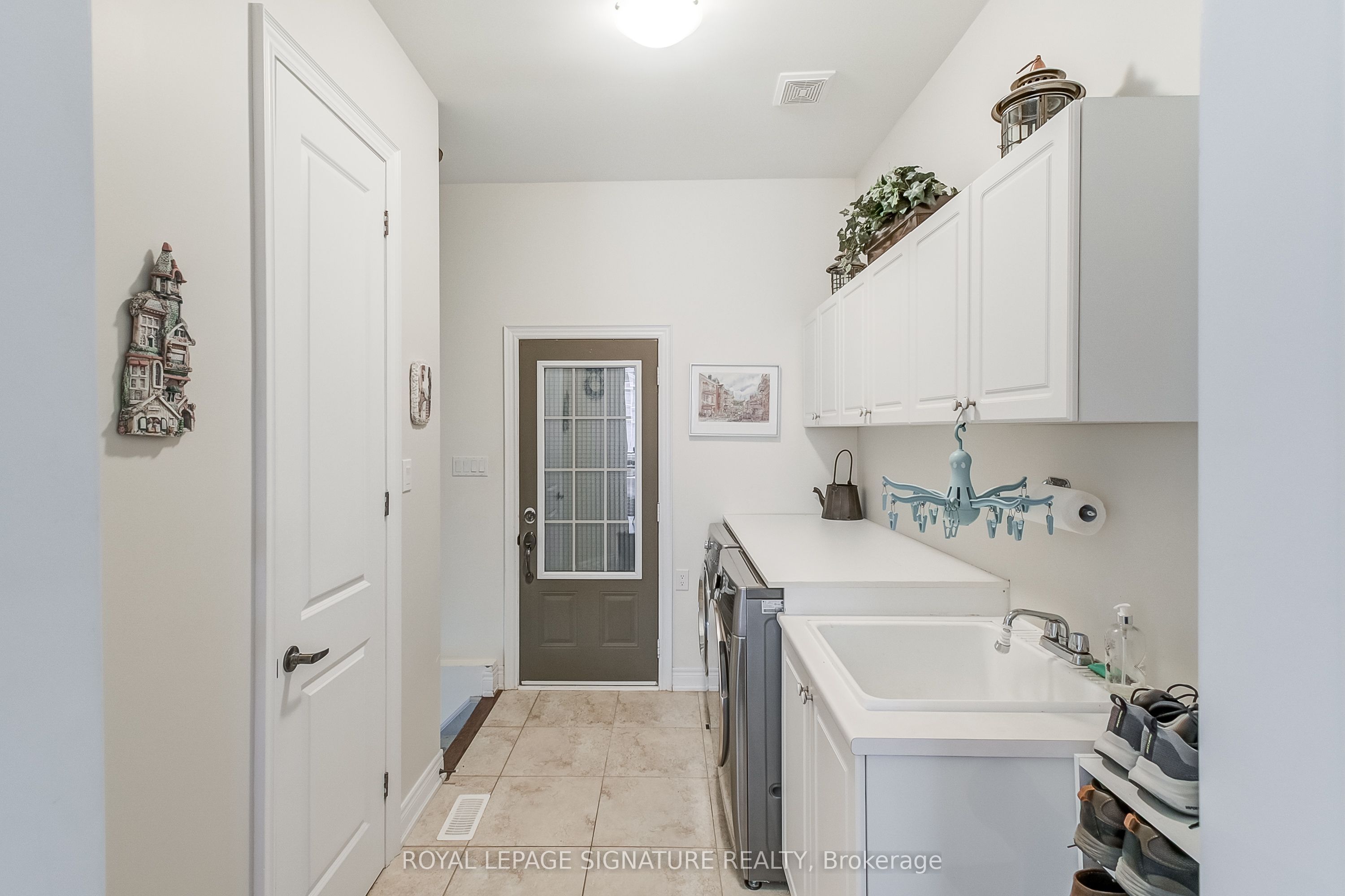 18 Flanders Road Property Photo 20