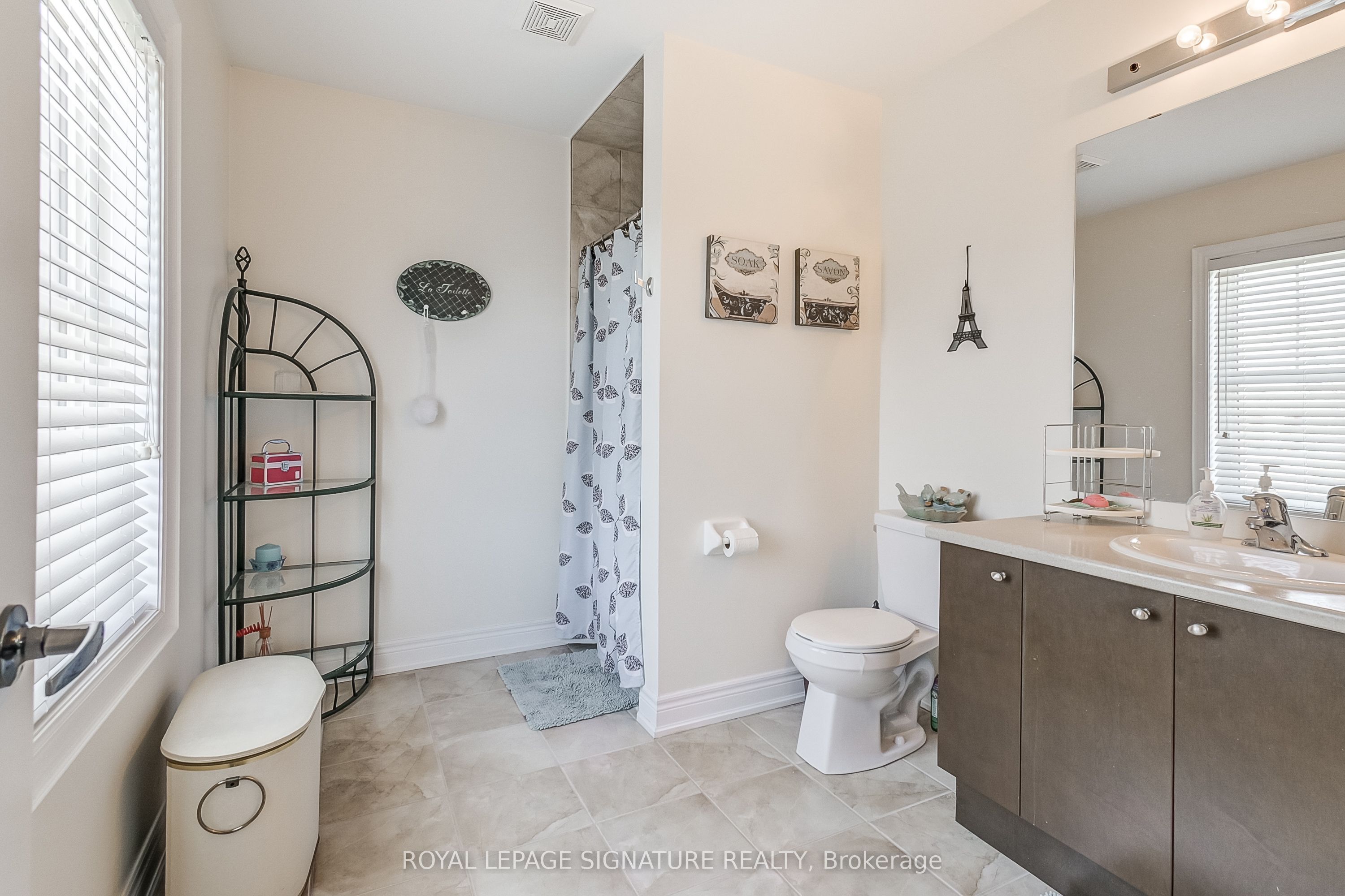 18 Flanders Road Property Photo 29