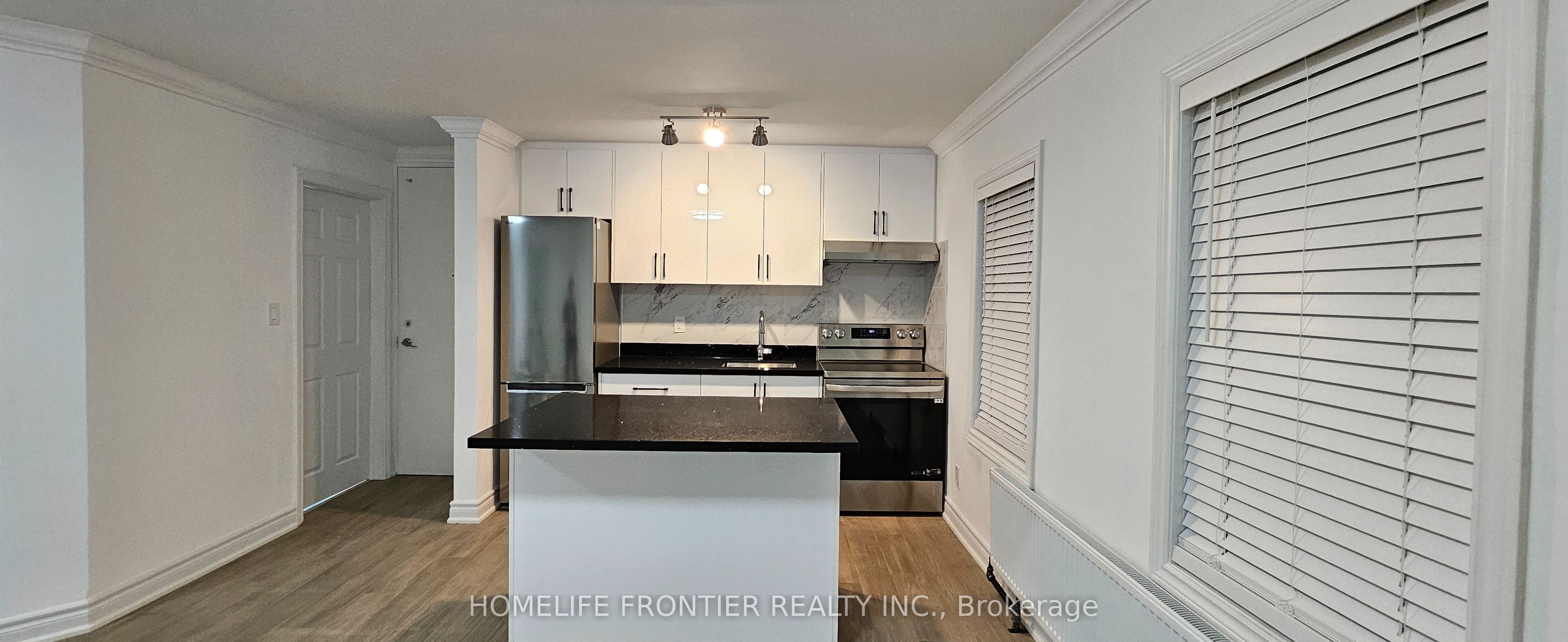#201 - 2685 Eglinton Avenue Property Photo 1