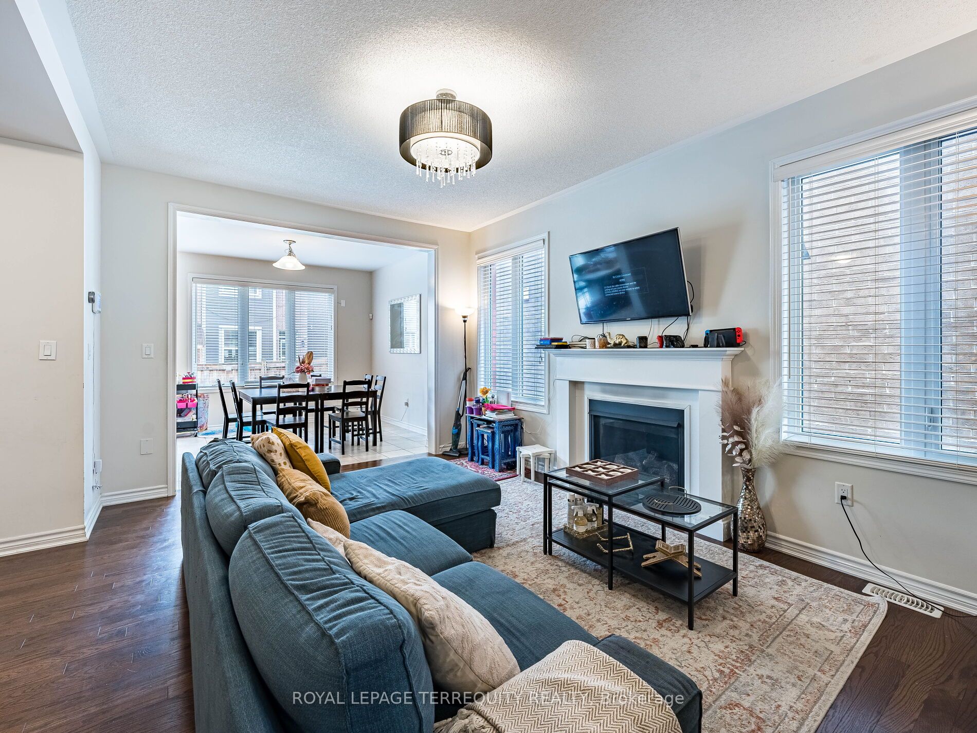 903 Penson Crescent Property Photo 10
