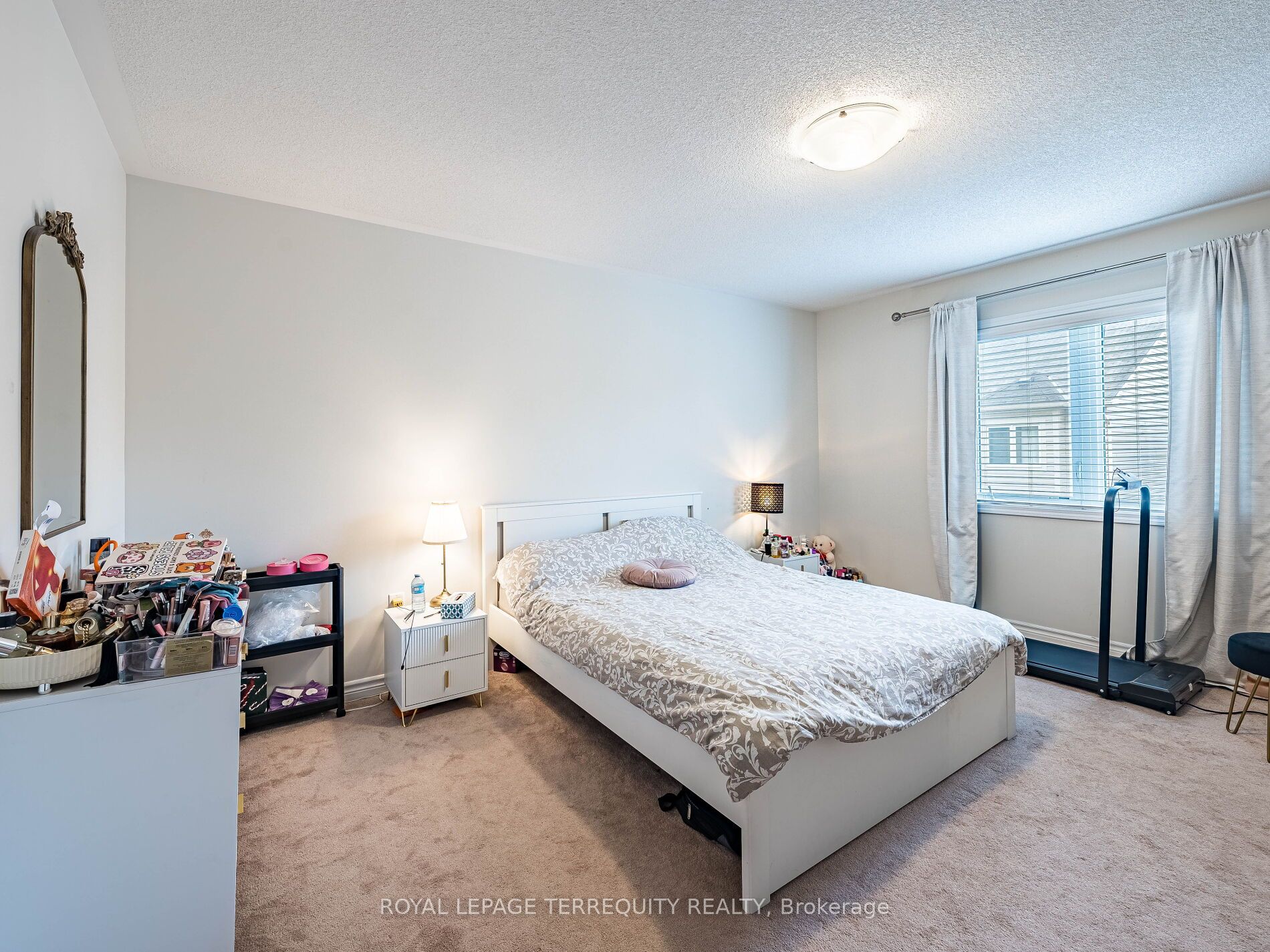 903 Penson Crescent Property Photo 20