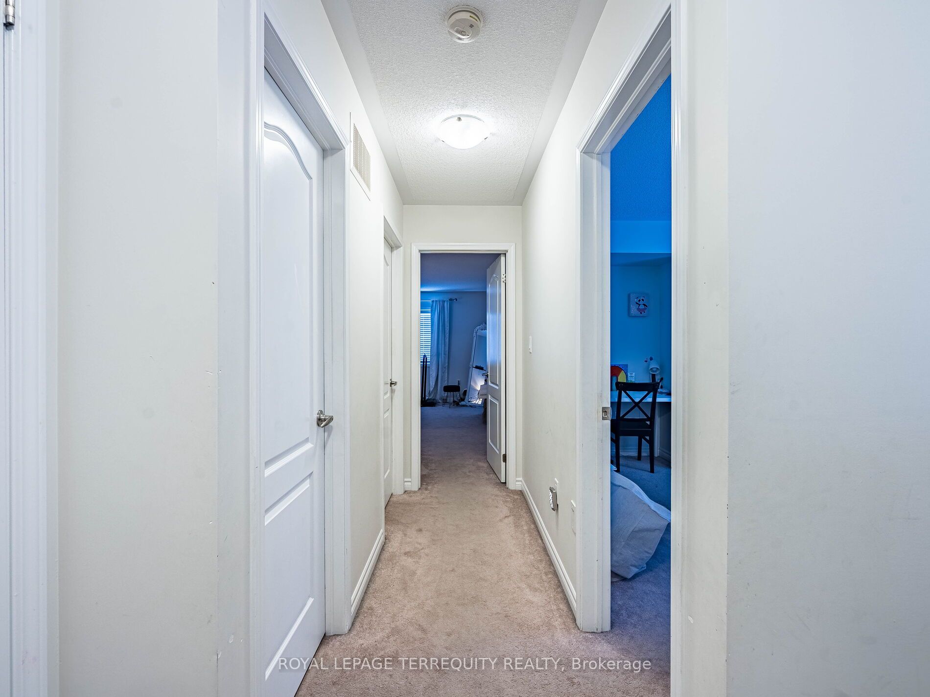 903 Penson Crescent Property Photo 22