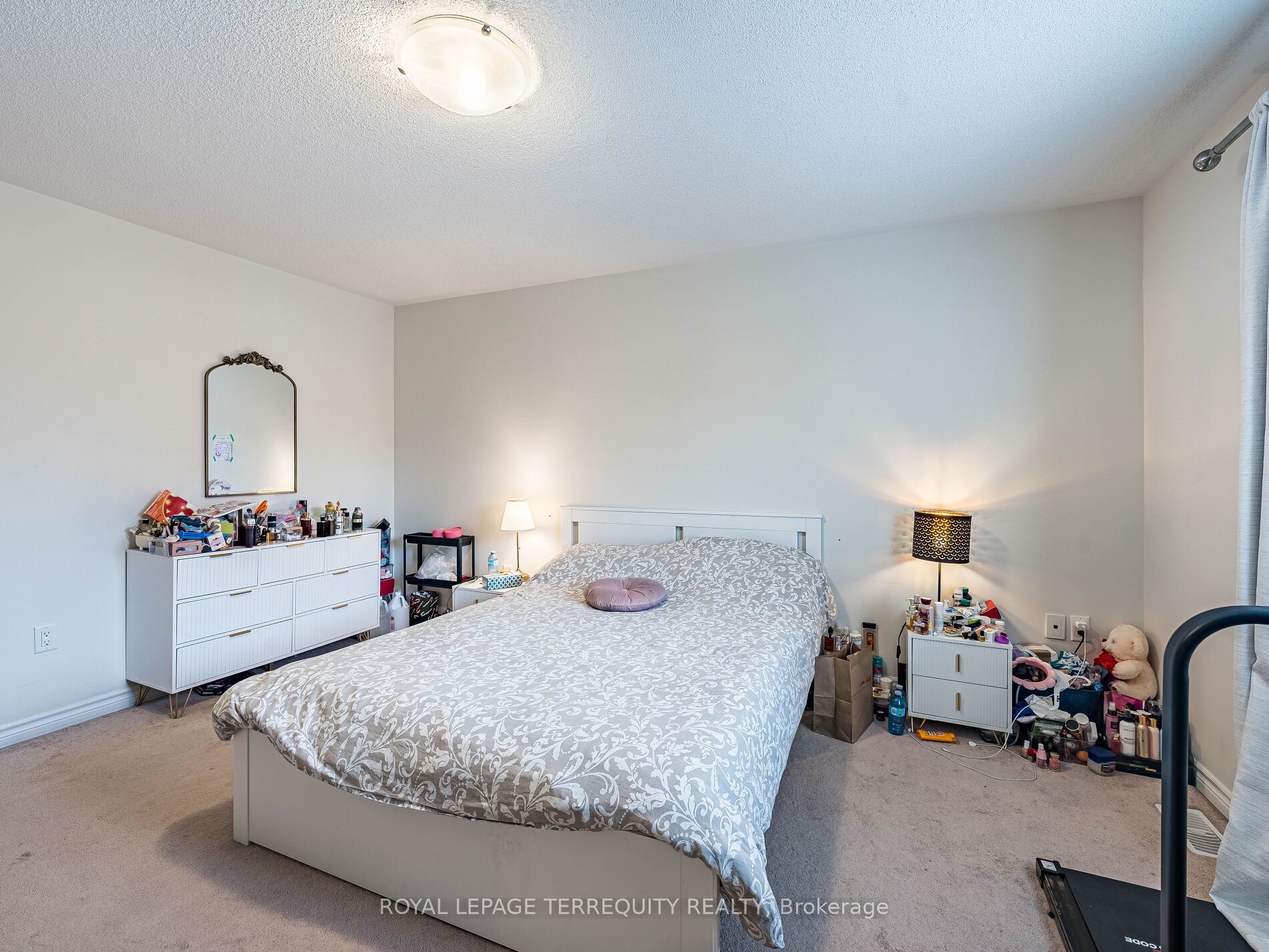 903 Penson Crescent Property Photo 24