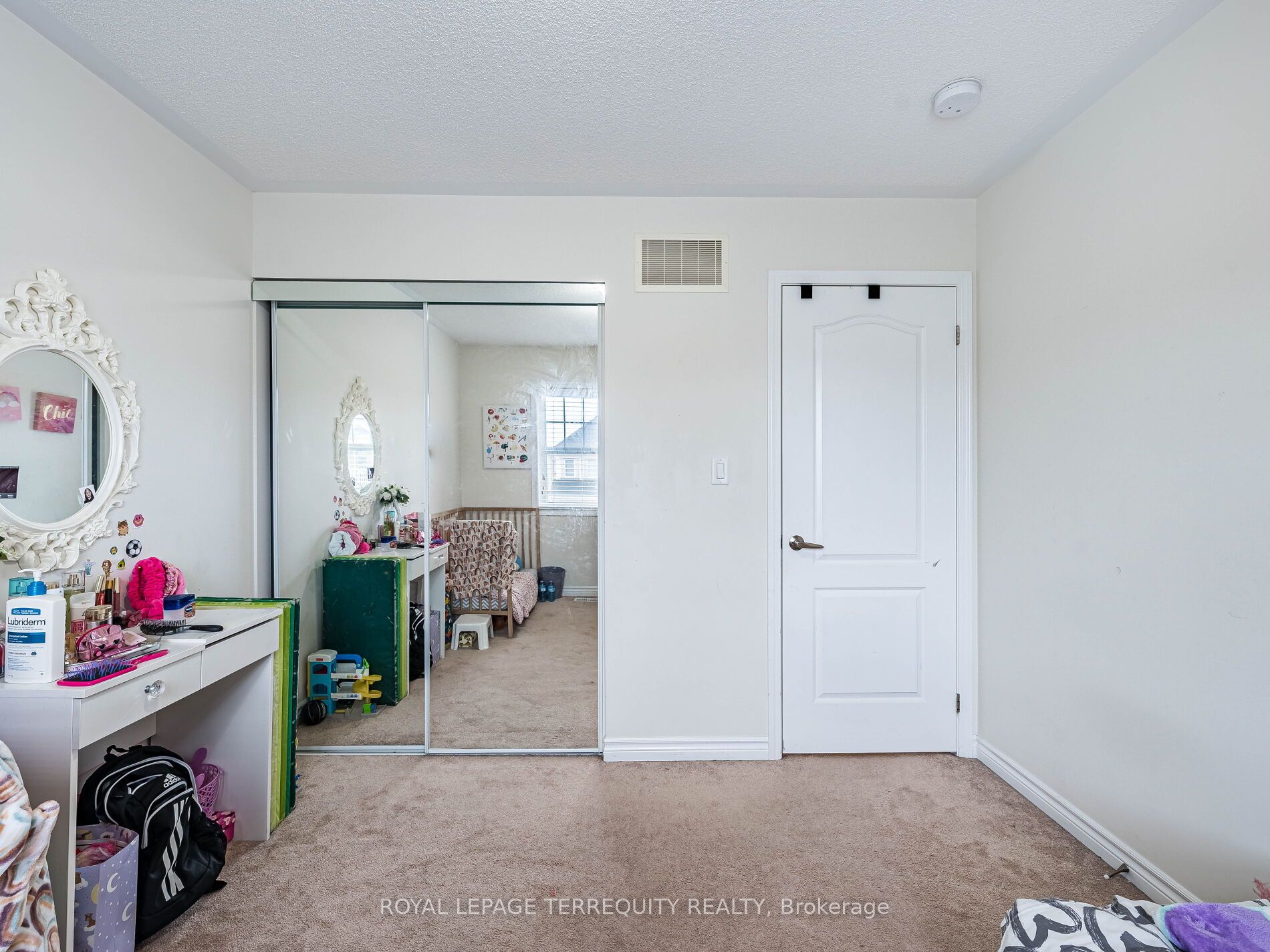 903 Penson Crescent Property Photo 30