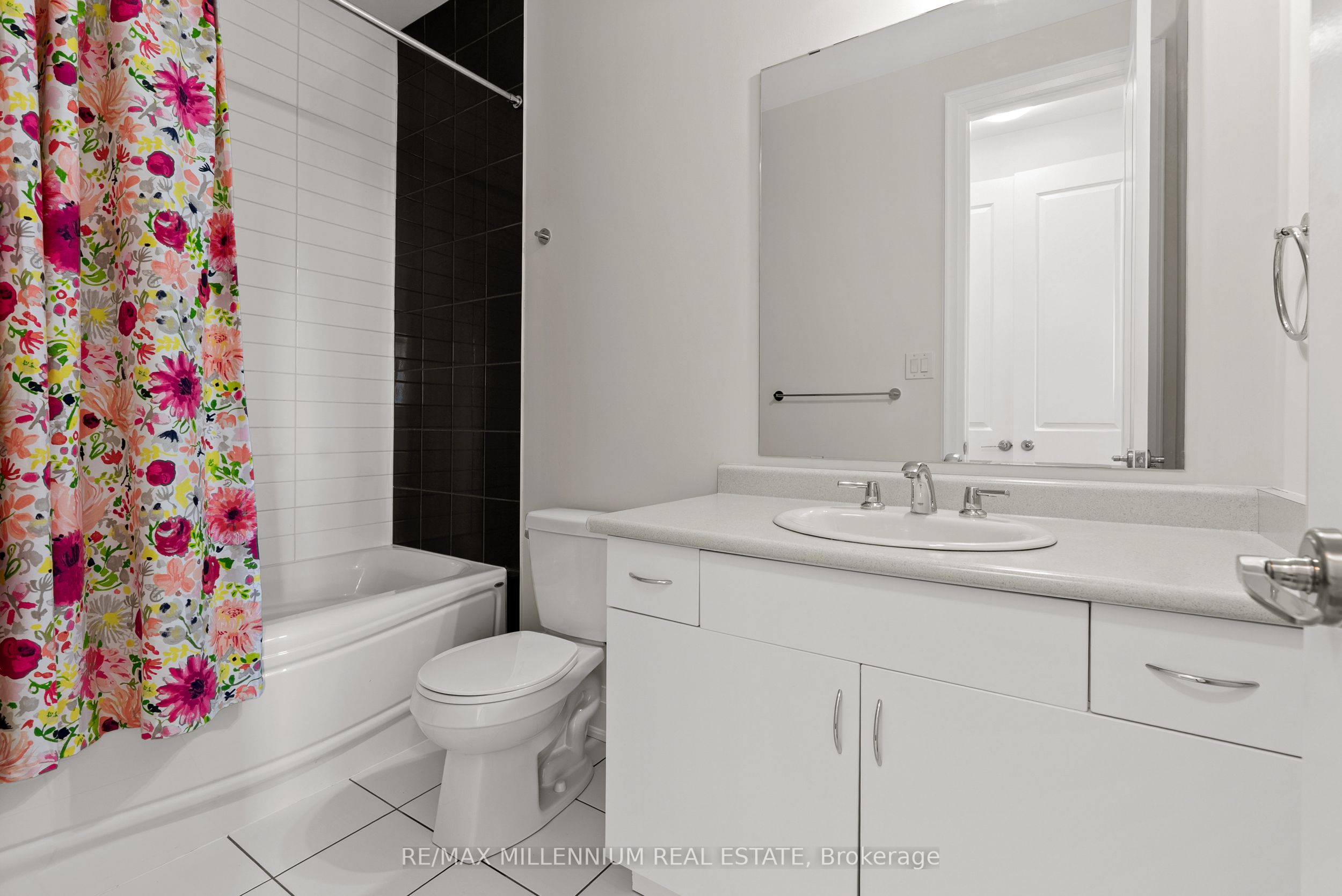 51 Legendary Circle Property Photo 28