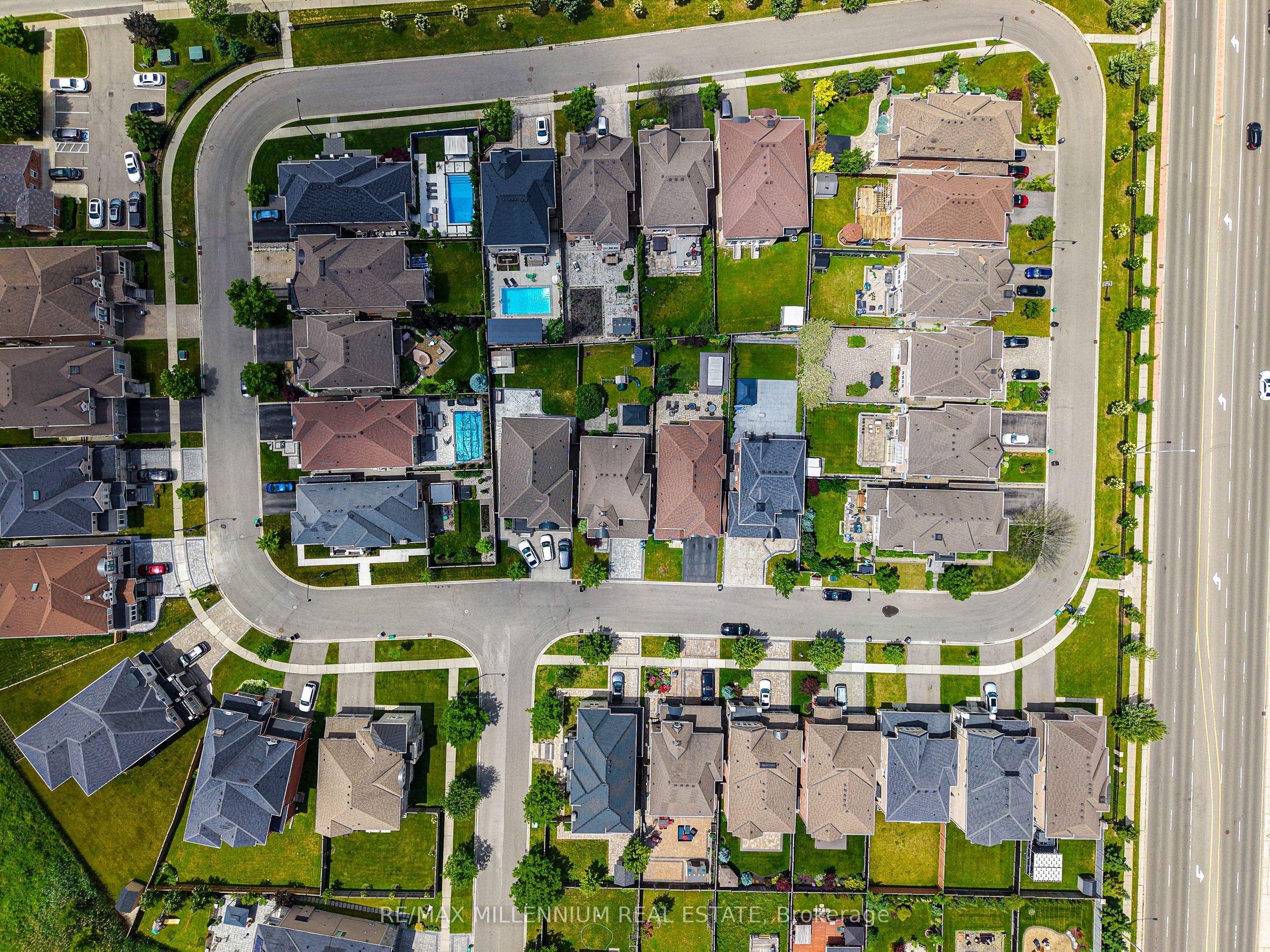 51 Legendary Circle Property Photo 49