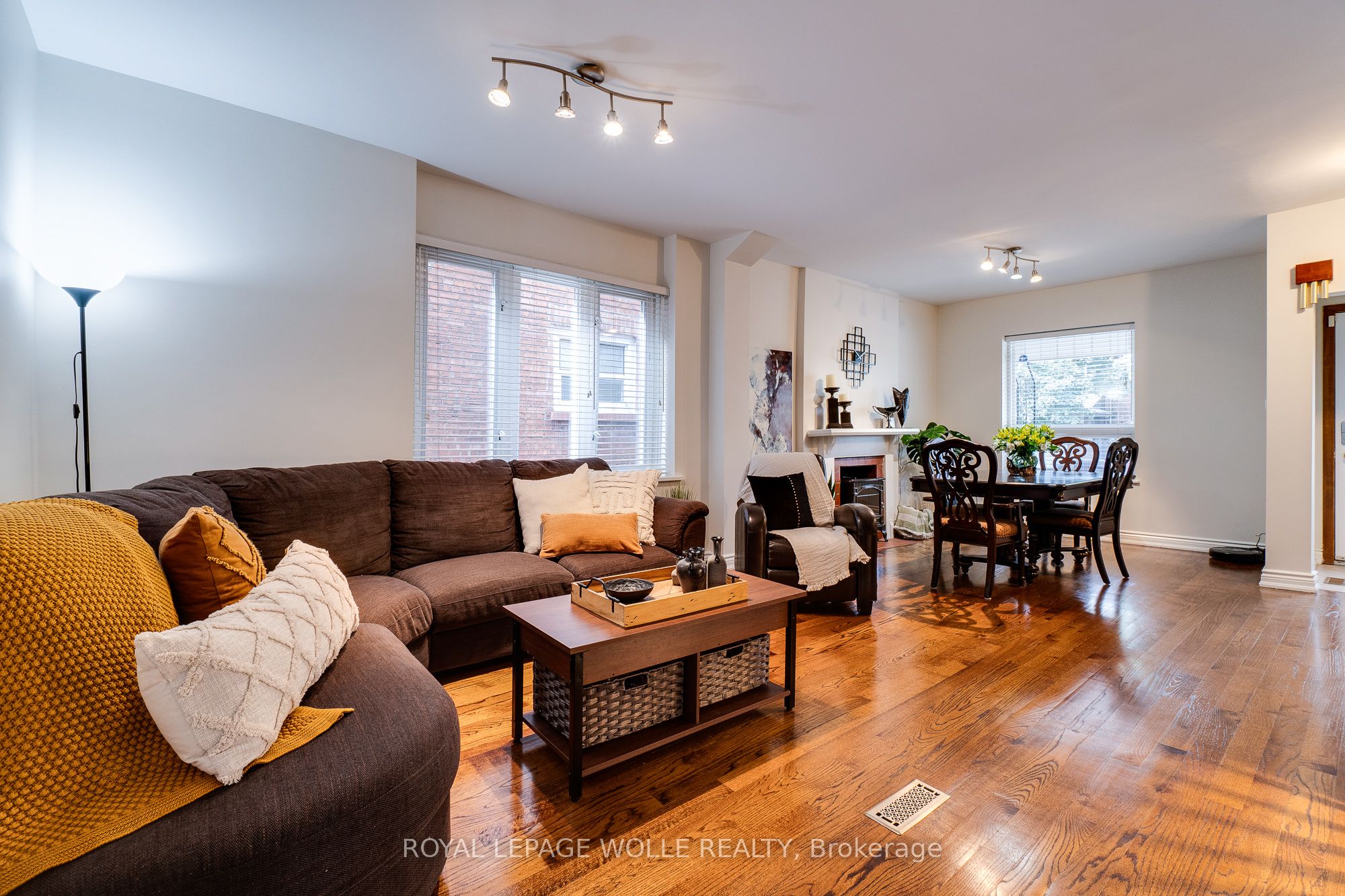 1315 Lansdowne Avenue Property Photo 8