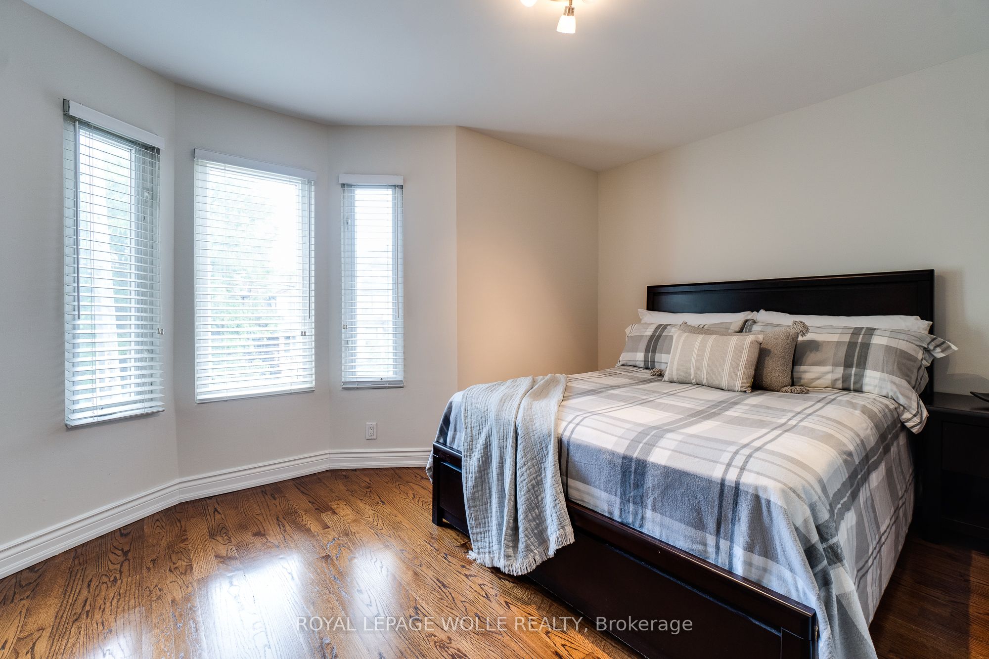 1315 Lansdowne Avenue Property Photo 23