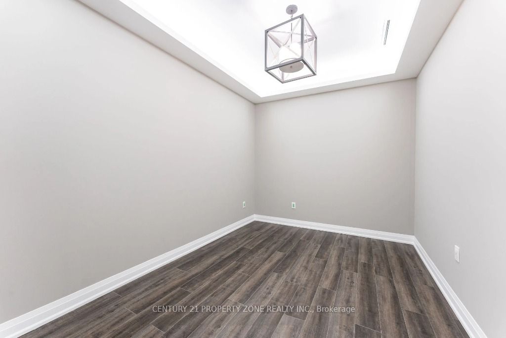 6475 Mayfield Road 204 Property Photo 13