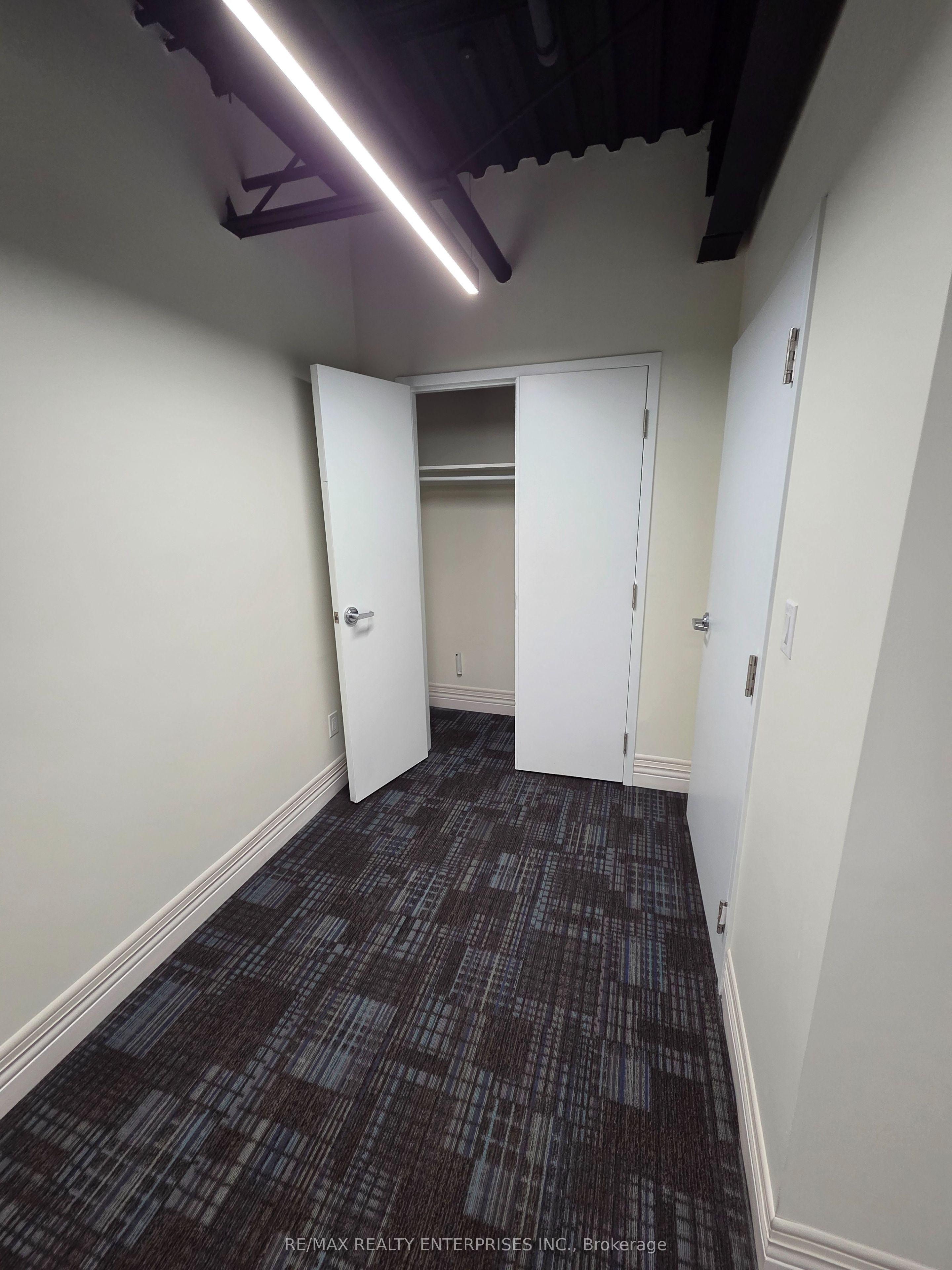 12 Falconer Drive 7 Property Photo 11