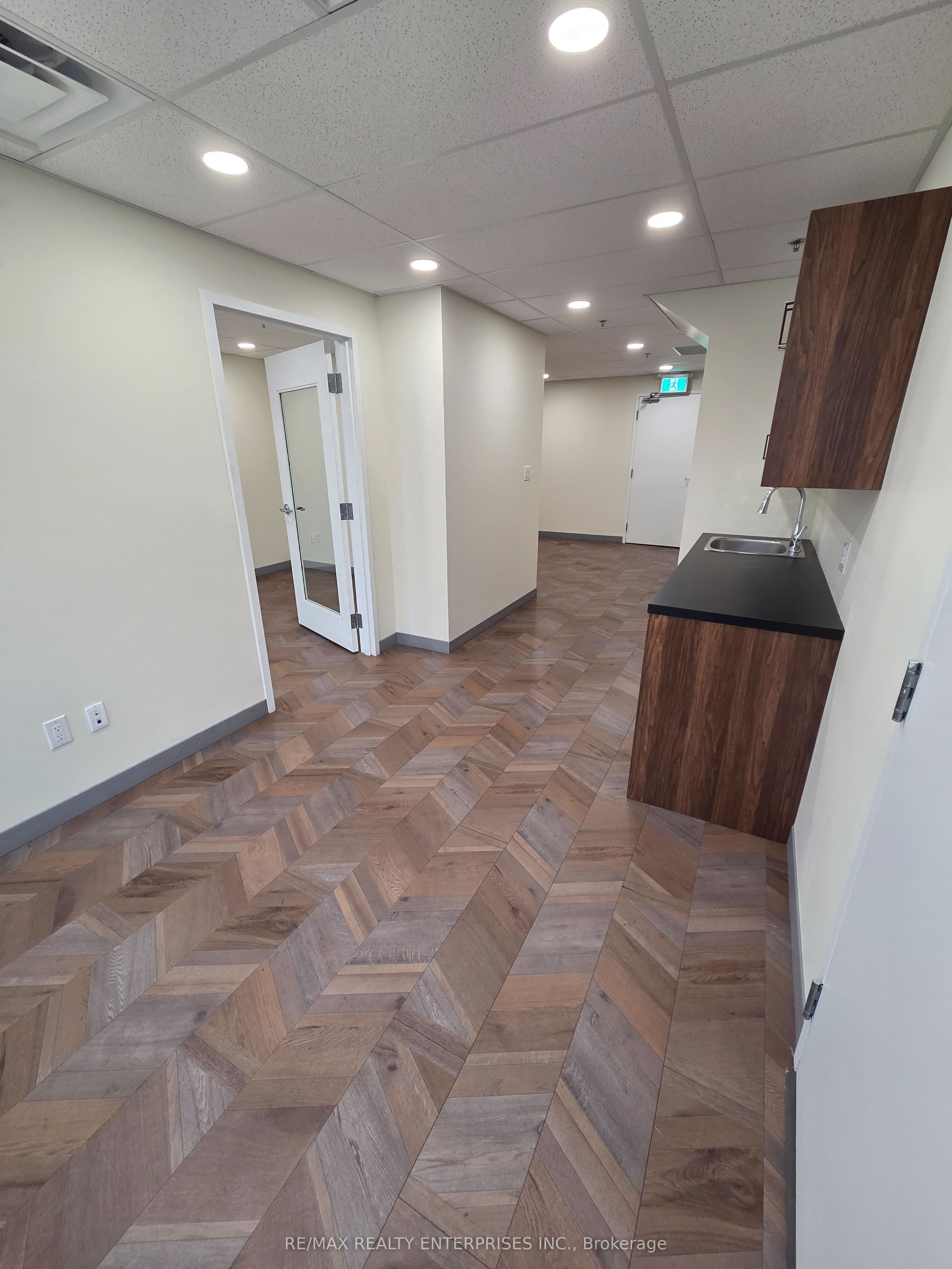 12 Falconer Drive 7 Property Photo 13