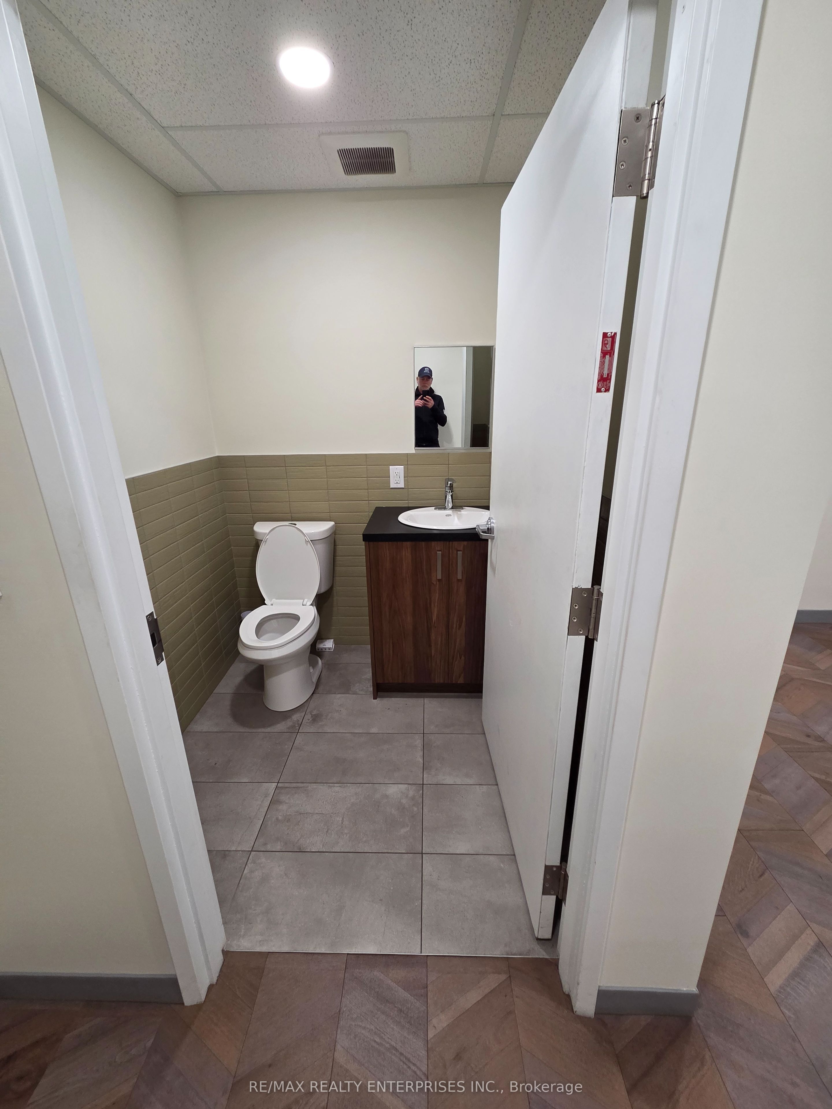 12 Falconer Drive 7 Property Photo 19