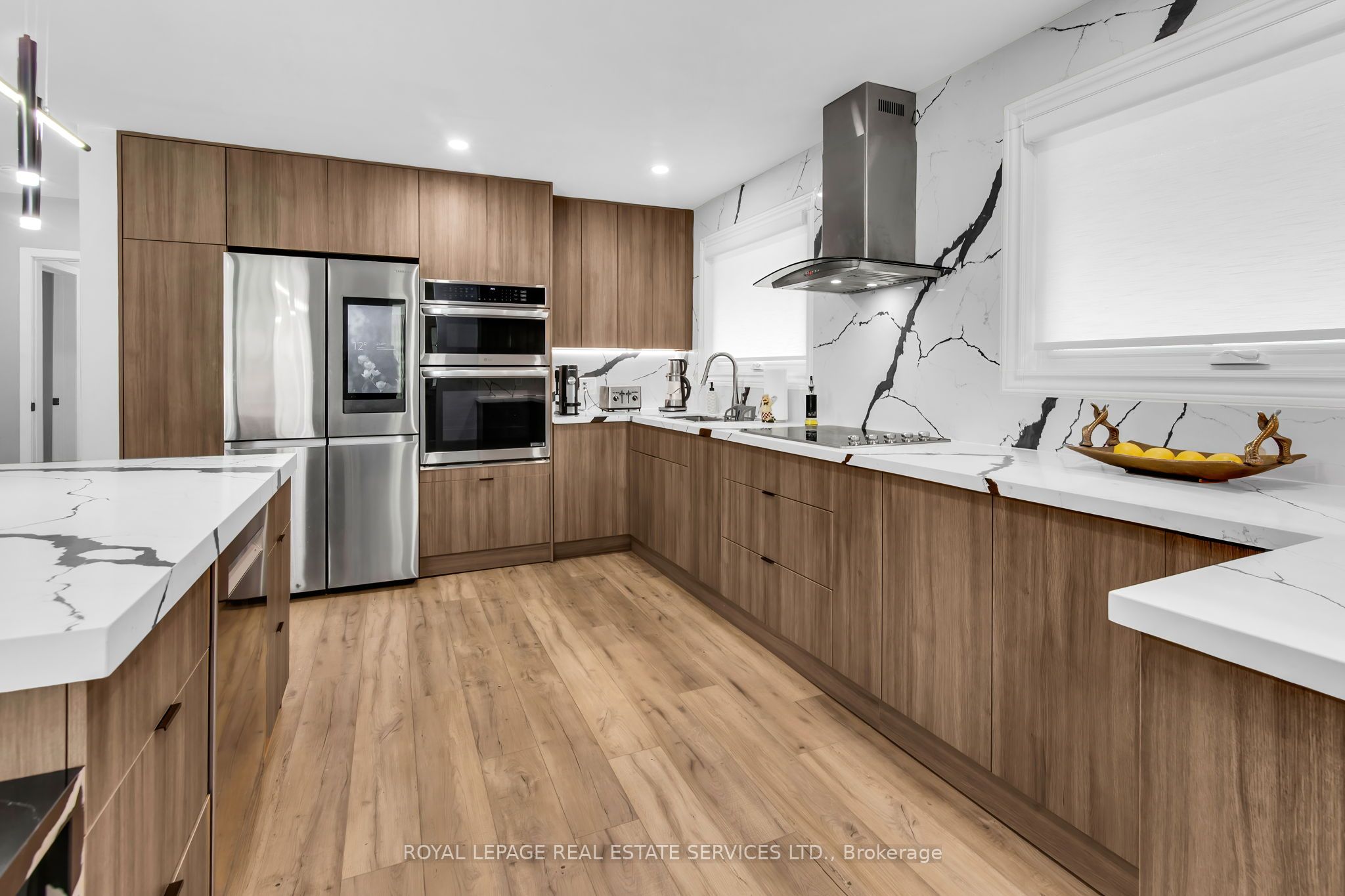 1683 Sherway Drive Property Photo 3