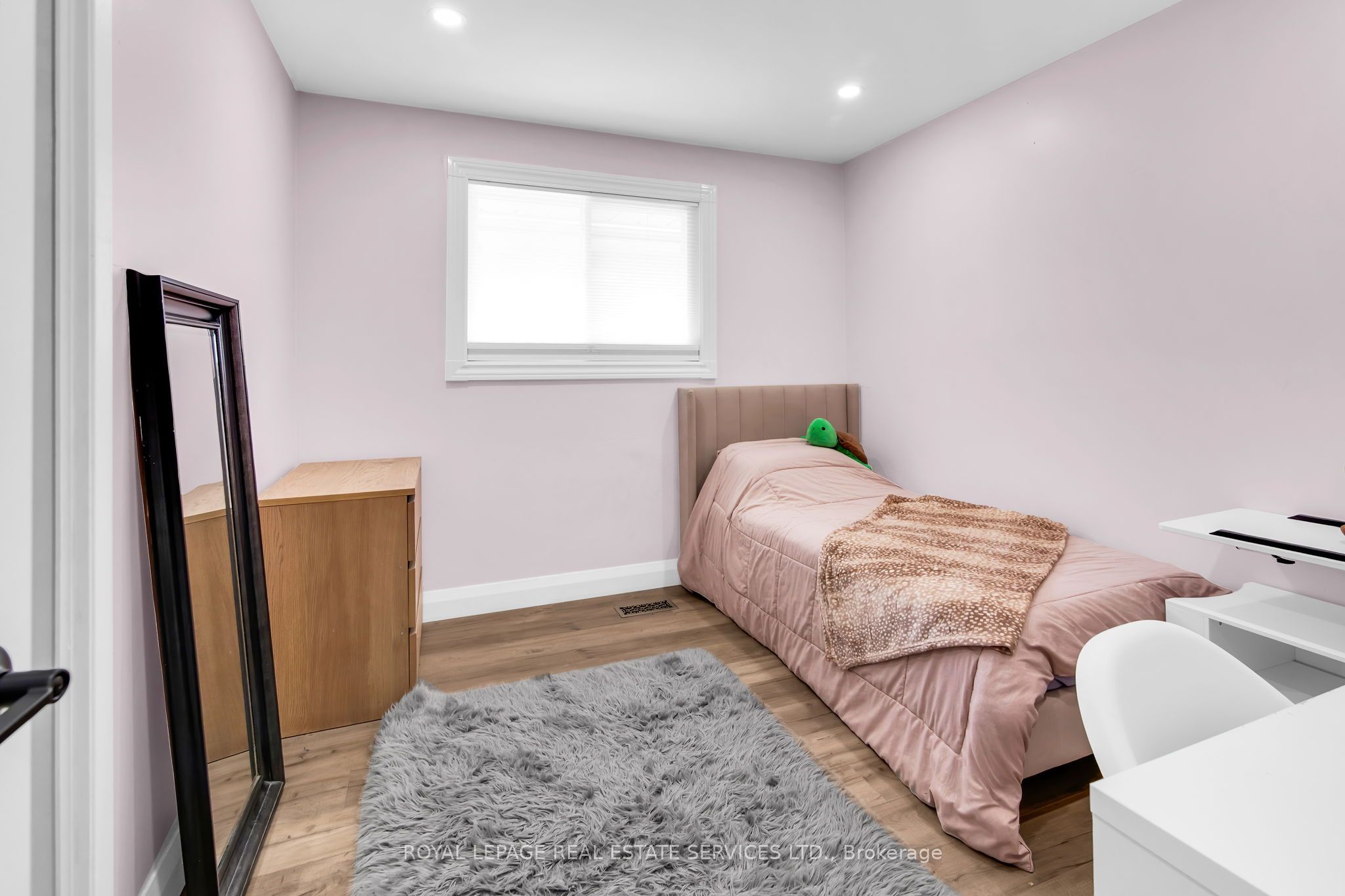 1683 Sherway Drive Property Photo 8