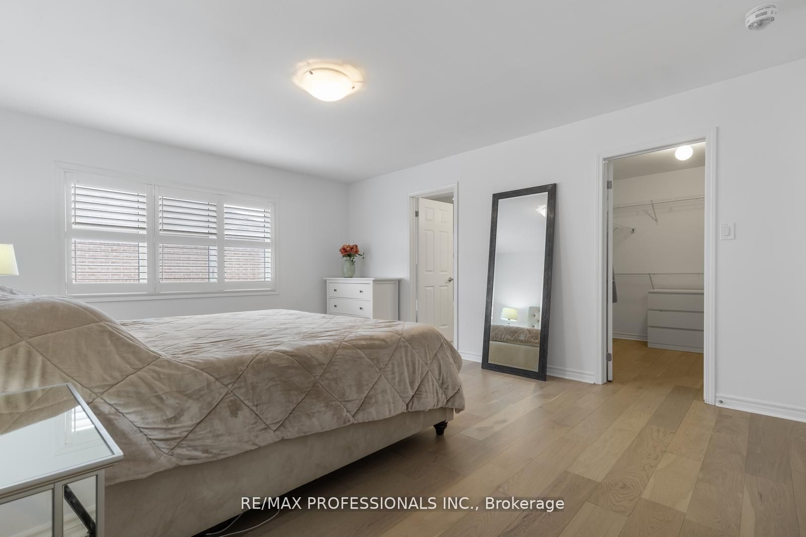 400 Clarkson Gate Property Photo 17