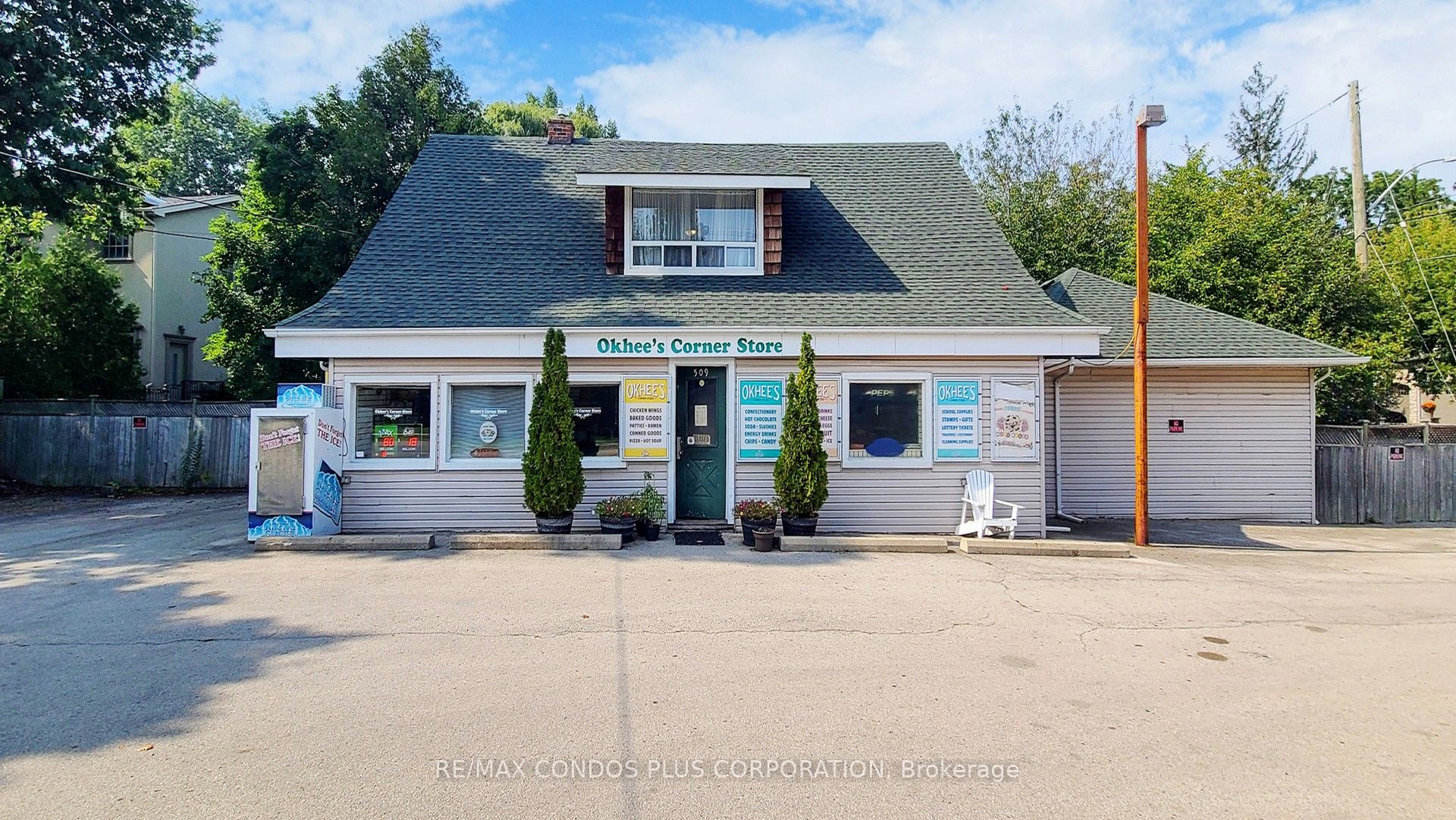 509 Lakeshore Road Property Photo 3