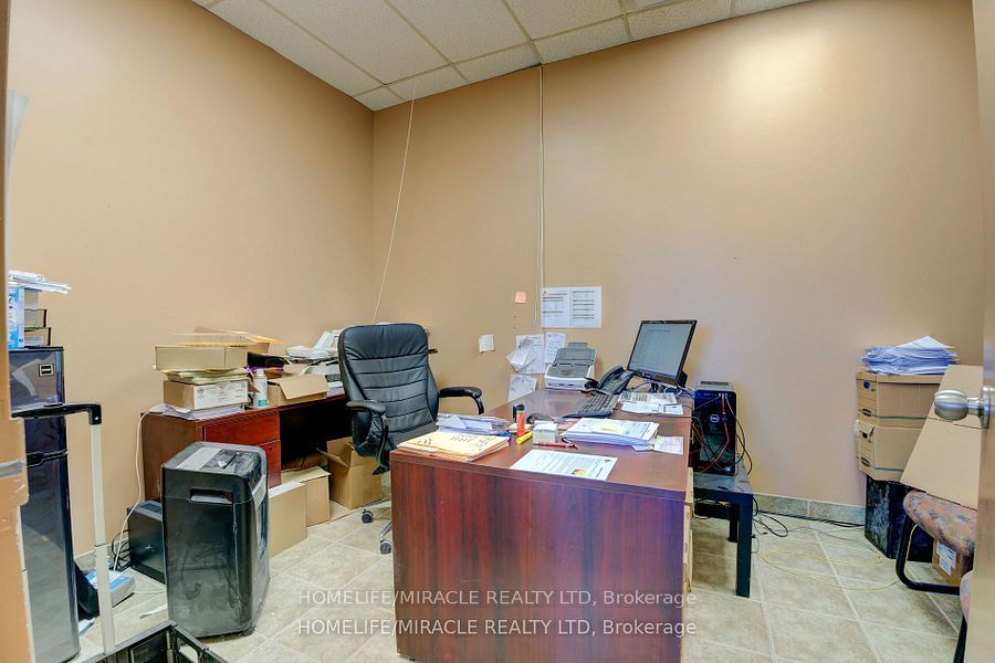 173 Advance Boulevard 45 Property Photo 4