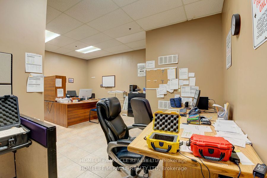 173 Advance Boulevard 45 Property Photo 10