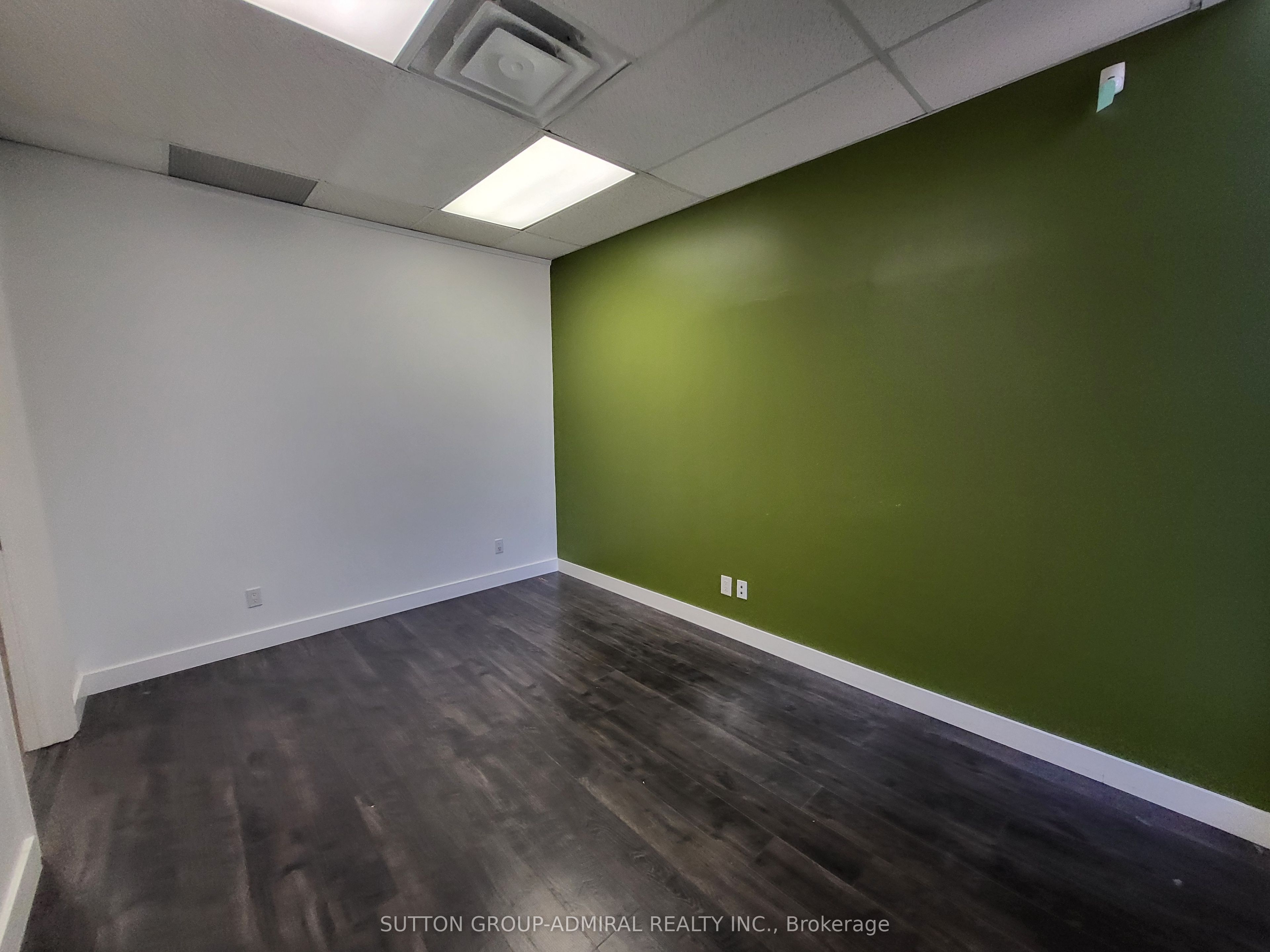 546 Champagne Drive Property Photo 12