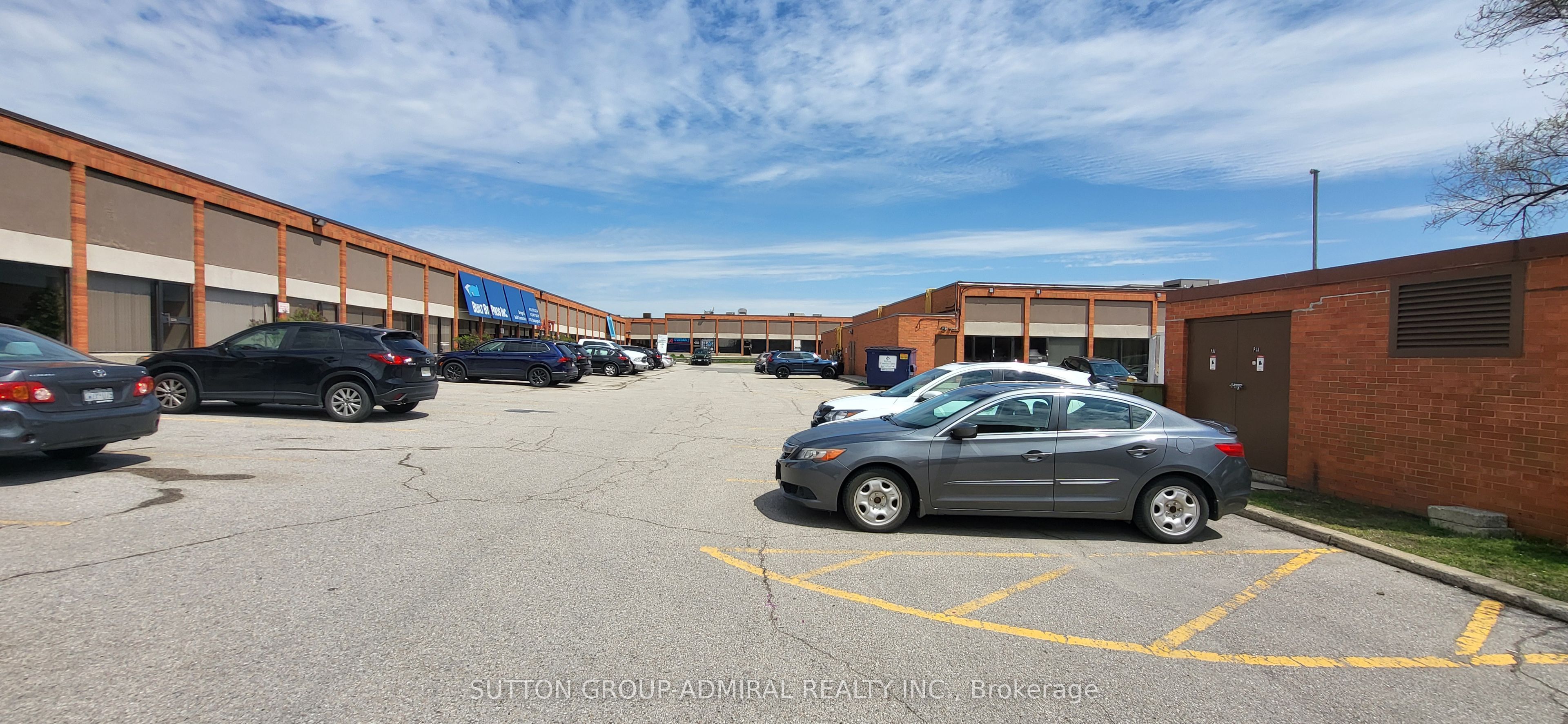 546 Champagne Drive Property Photo 33