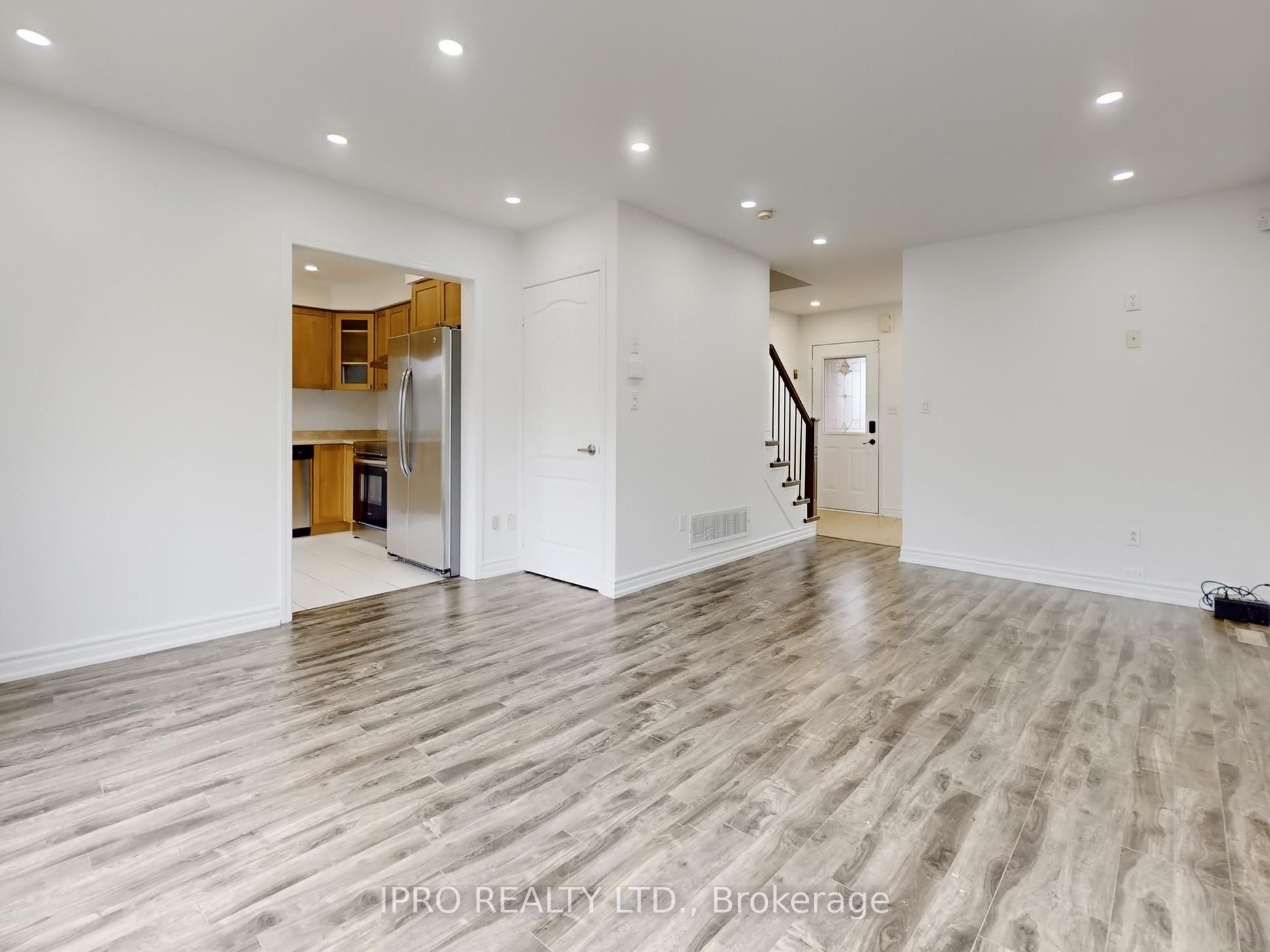 814 Ferguson Drive Property Photo 8