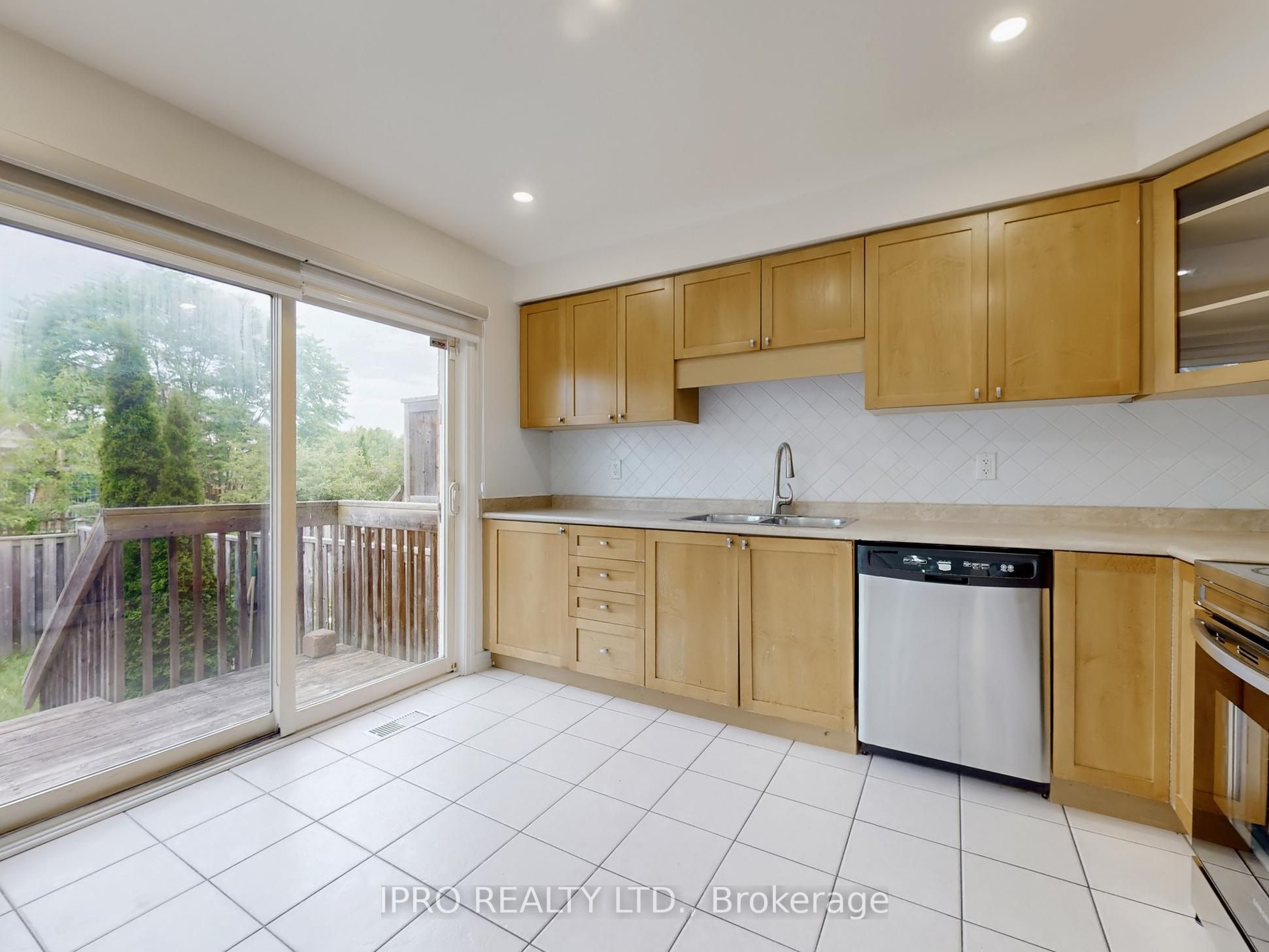 814 Ferguson Drive Property Photo 11