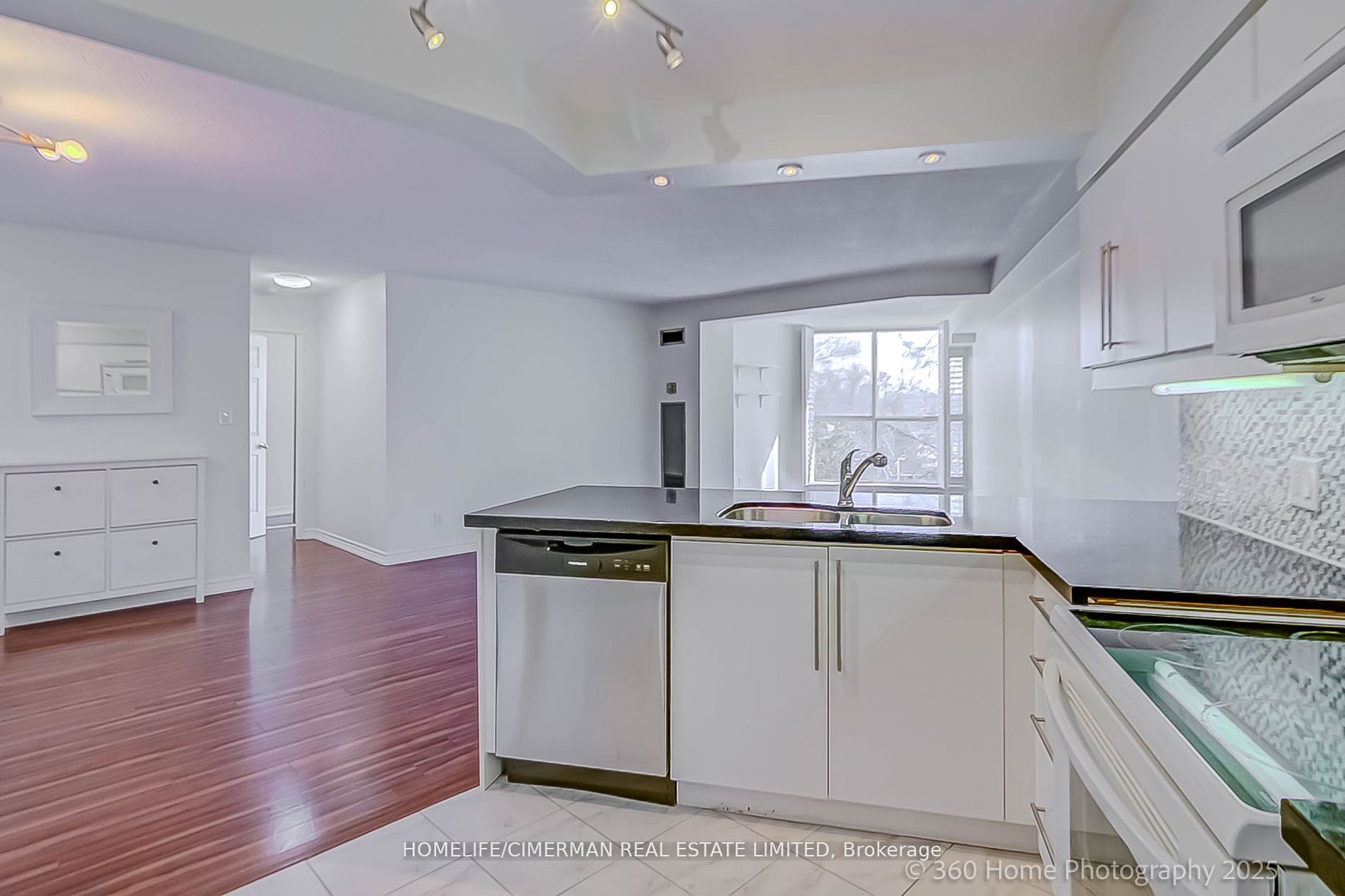 20 Southport Street 413 Property Photo 14