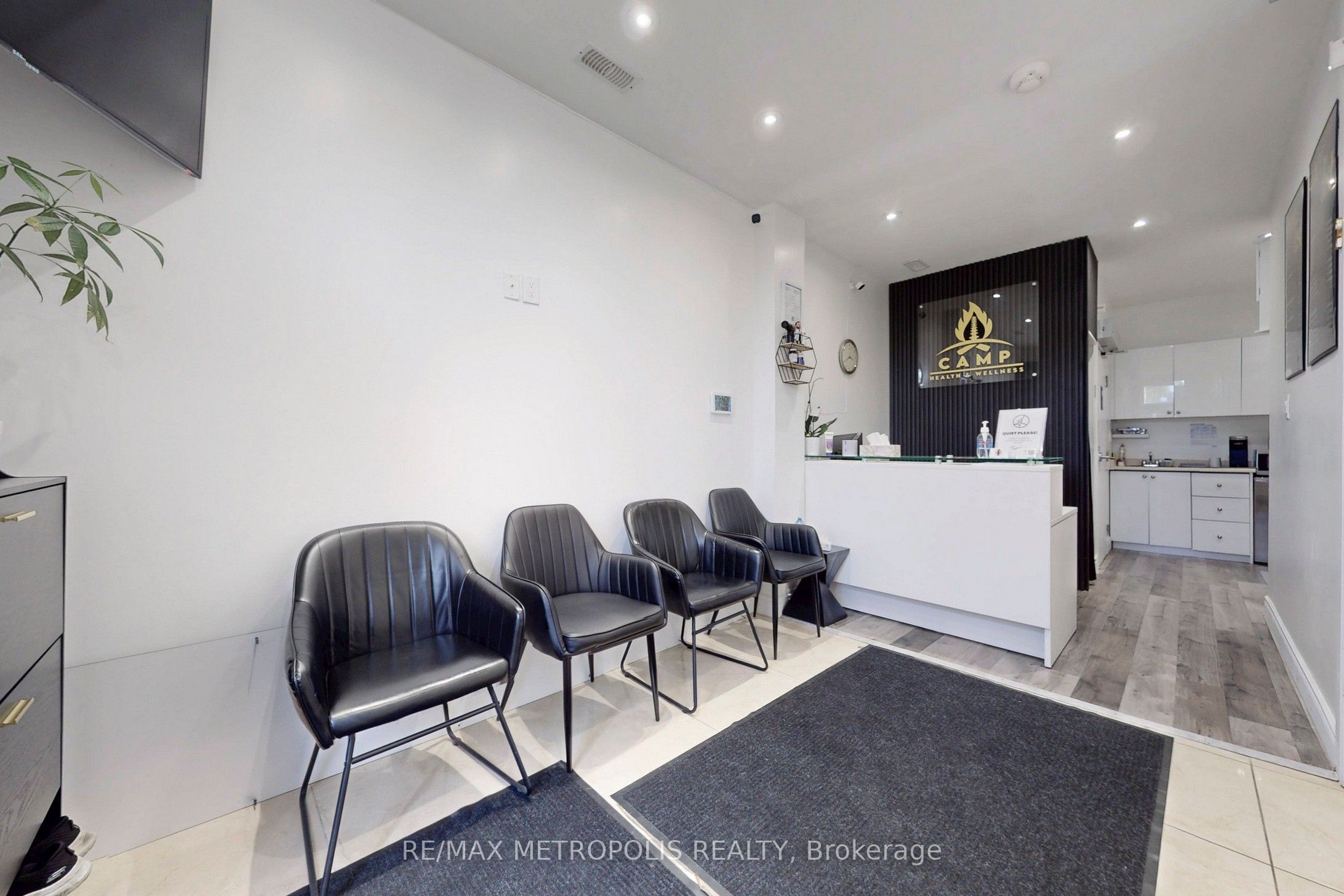 103 Inspire Boulevard 2 Property Photo 10