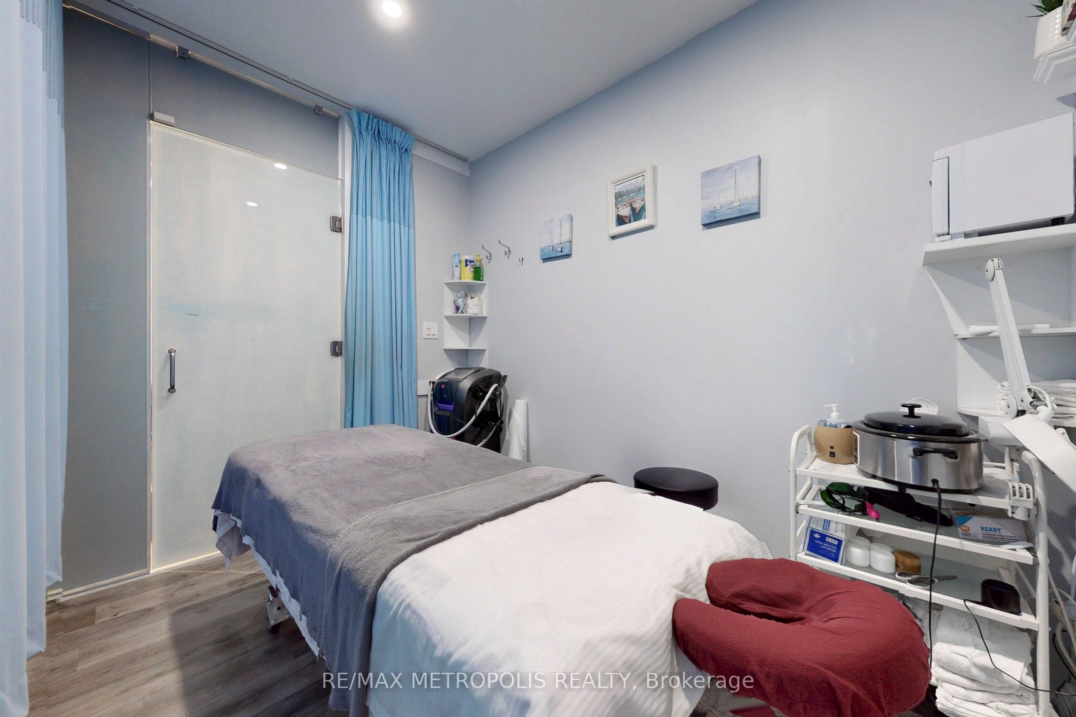 103 Inspire Boulevard 2 Property Photo 20