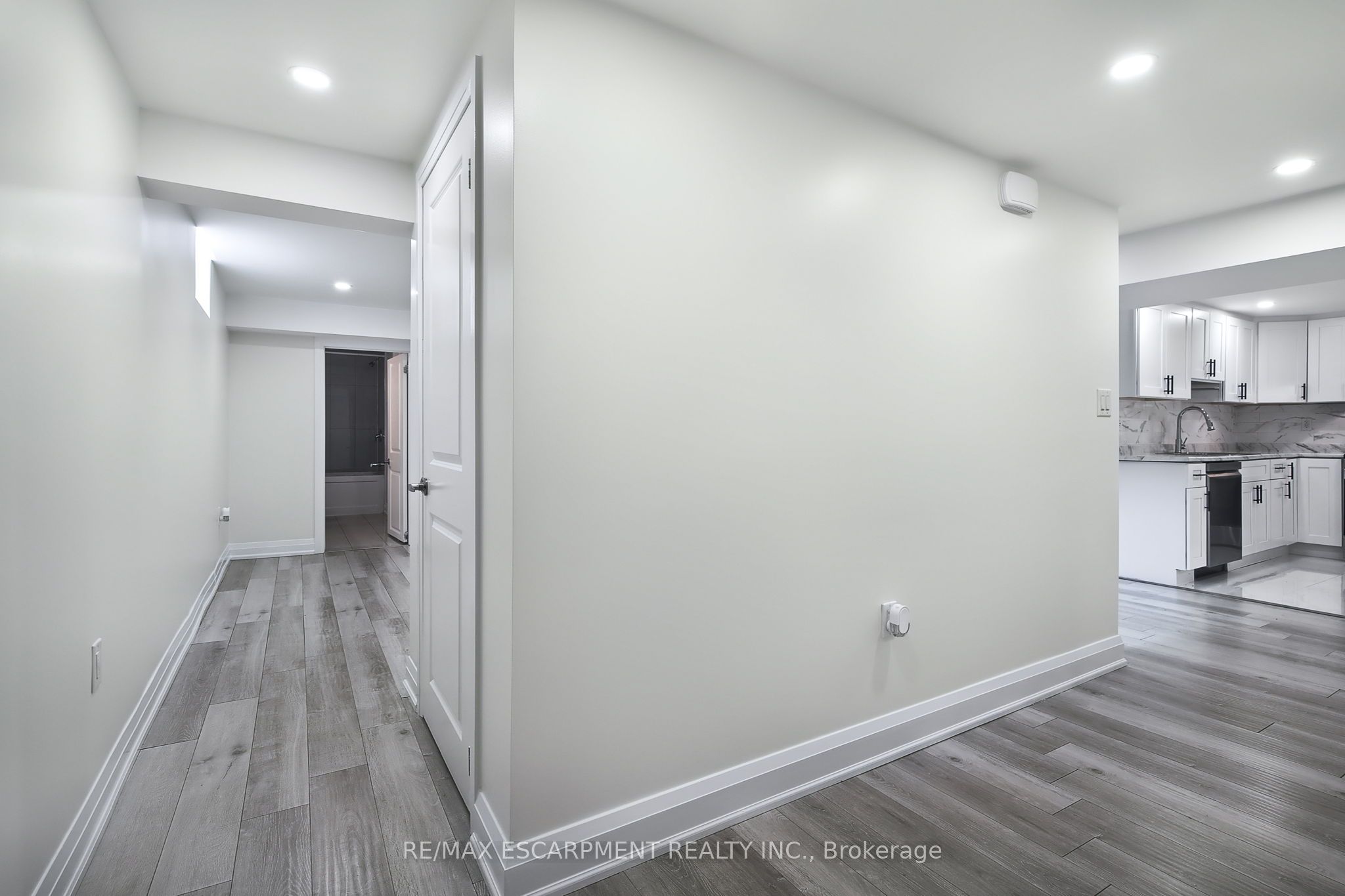 1414 Allangrove Drive Property Photo 34