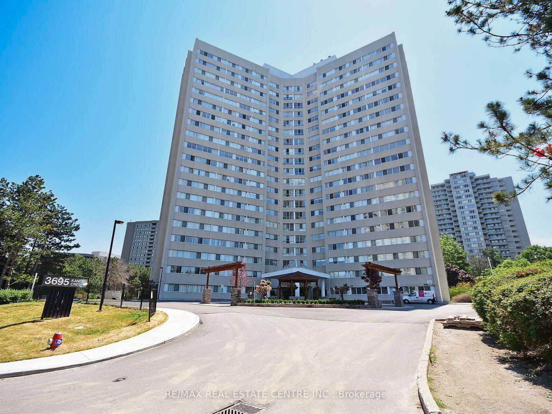 #211 - 3695 Kaneff Crescent Property Photo 1