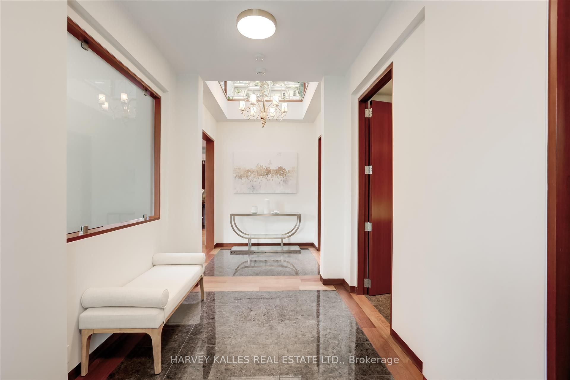 89 Kingsway Crescent Property Photo 6