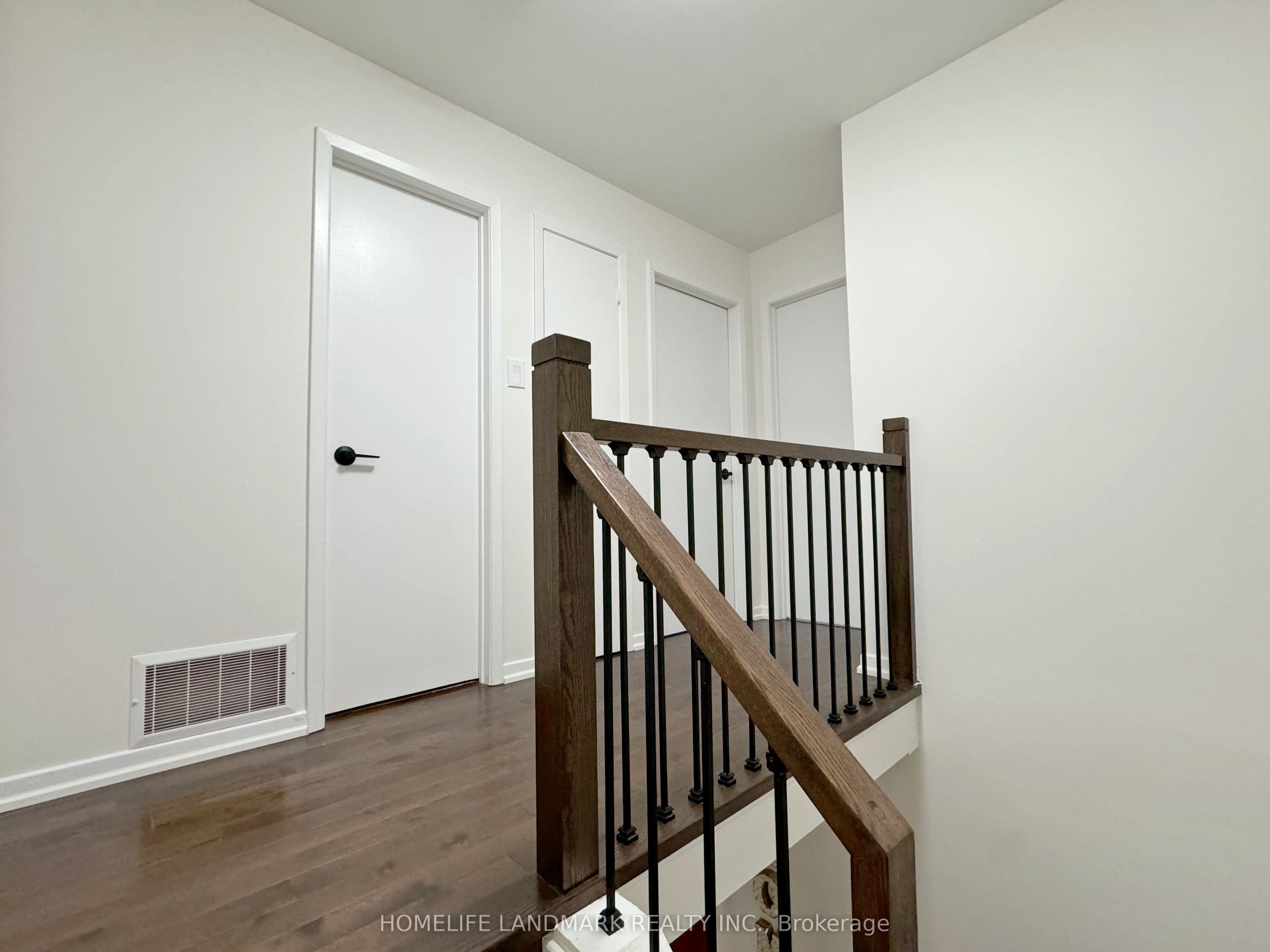 #1 - 900 Central Park Drive Property Photo 14