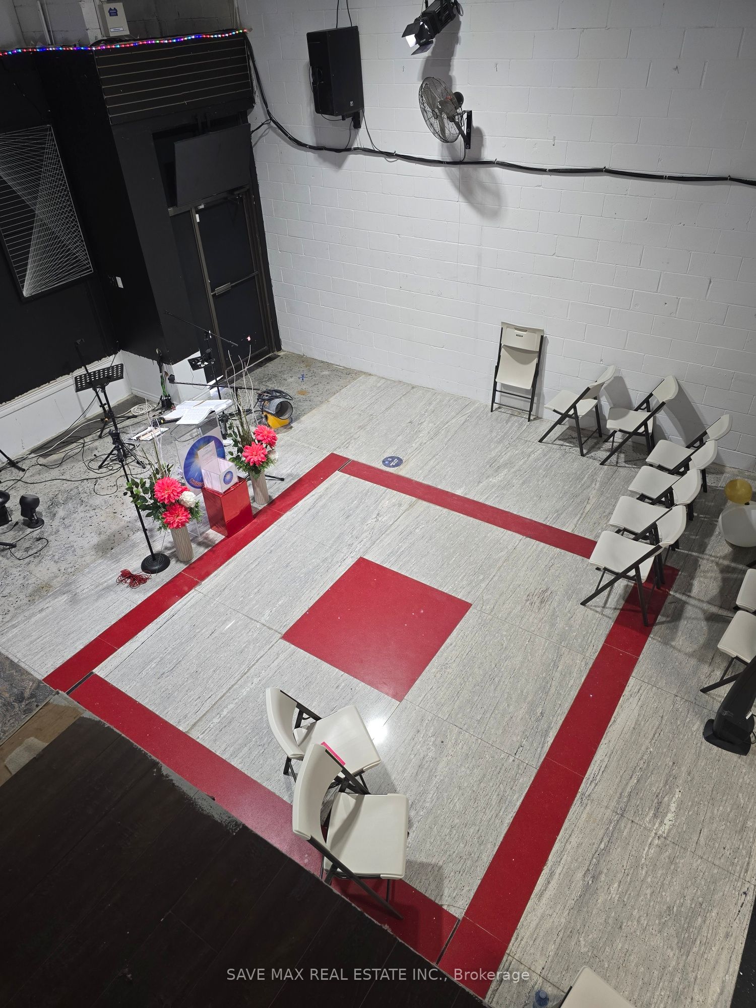 2074 Steeles Avenue E 23 Property Photo 8