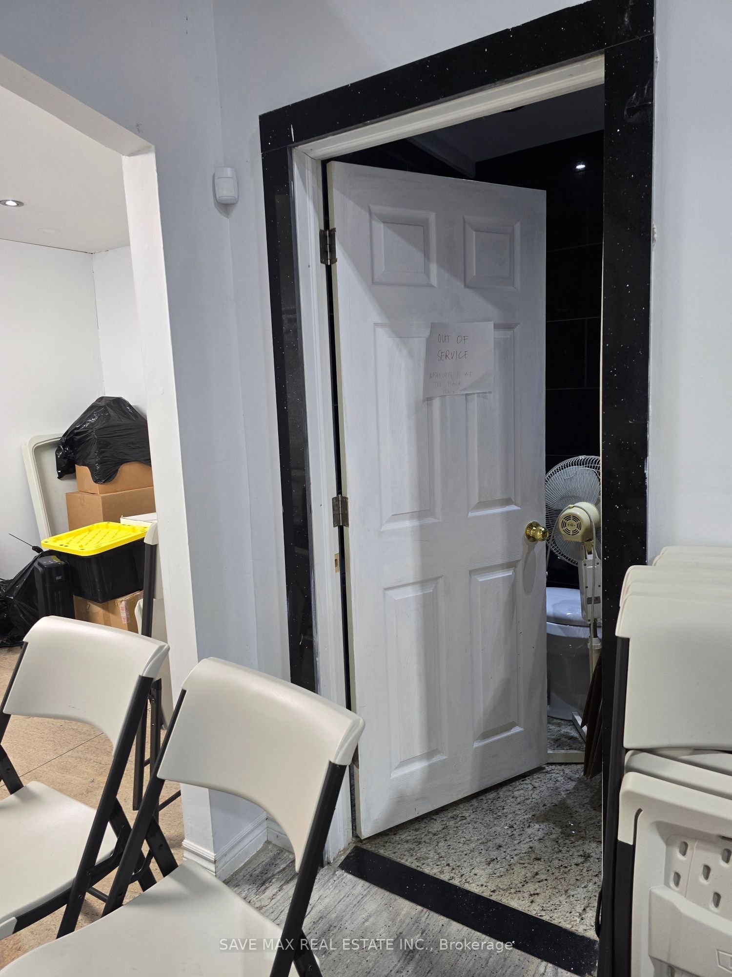 2074 Steeles Avenue E 23 Property Photo 14