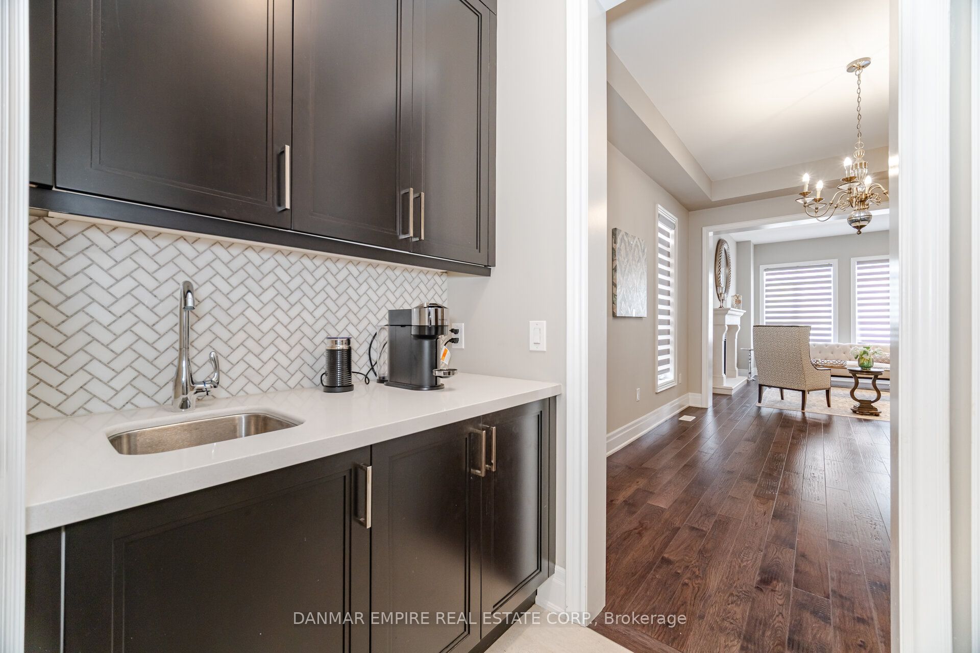386 Tudor Avenue Property Photo 11