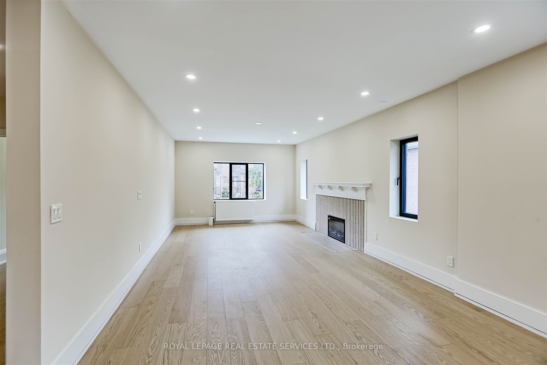 324 Riverside Drive Property Photo 16