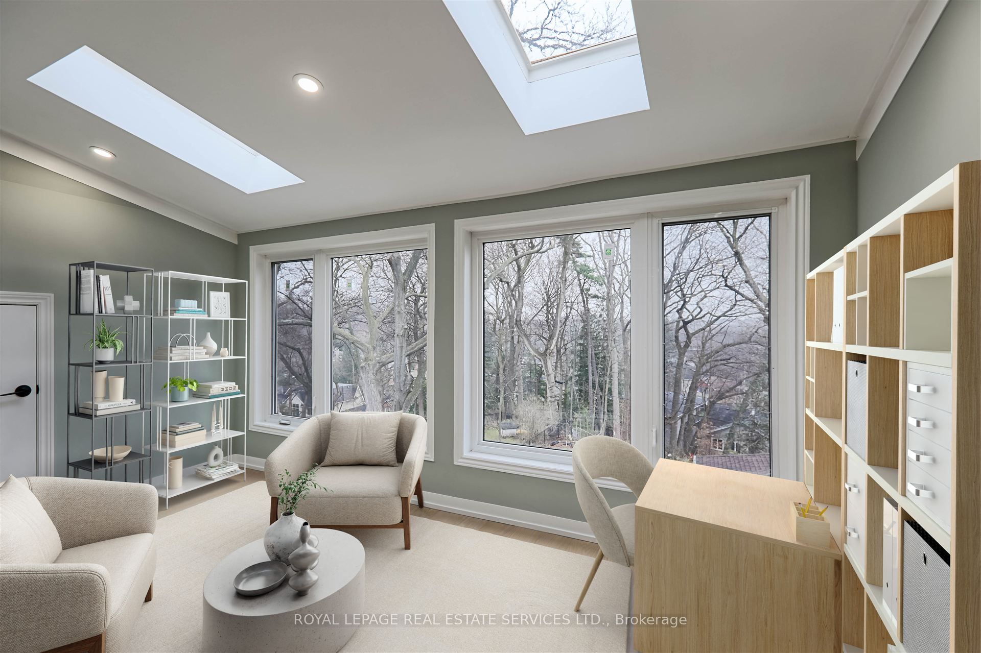 324 Riverside Drive Property Photo 28