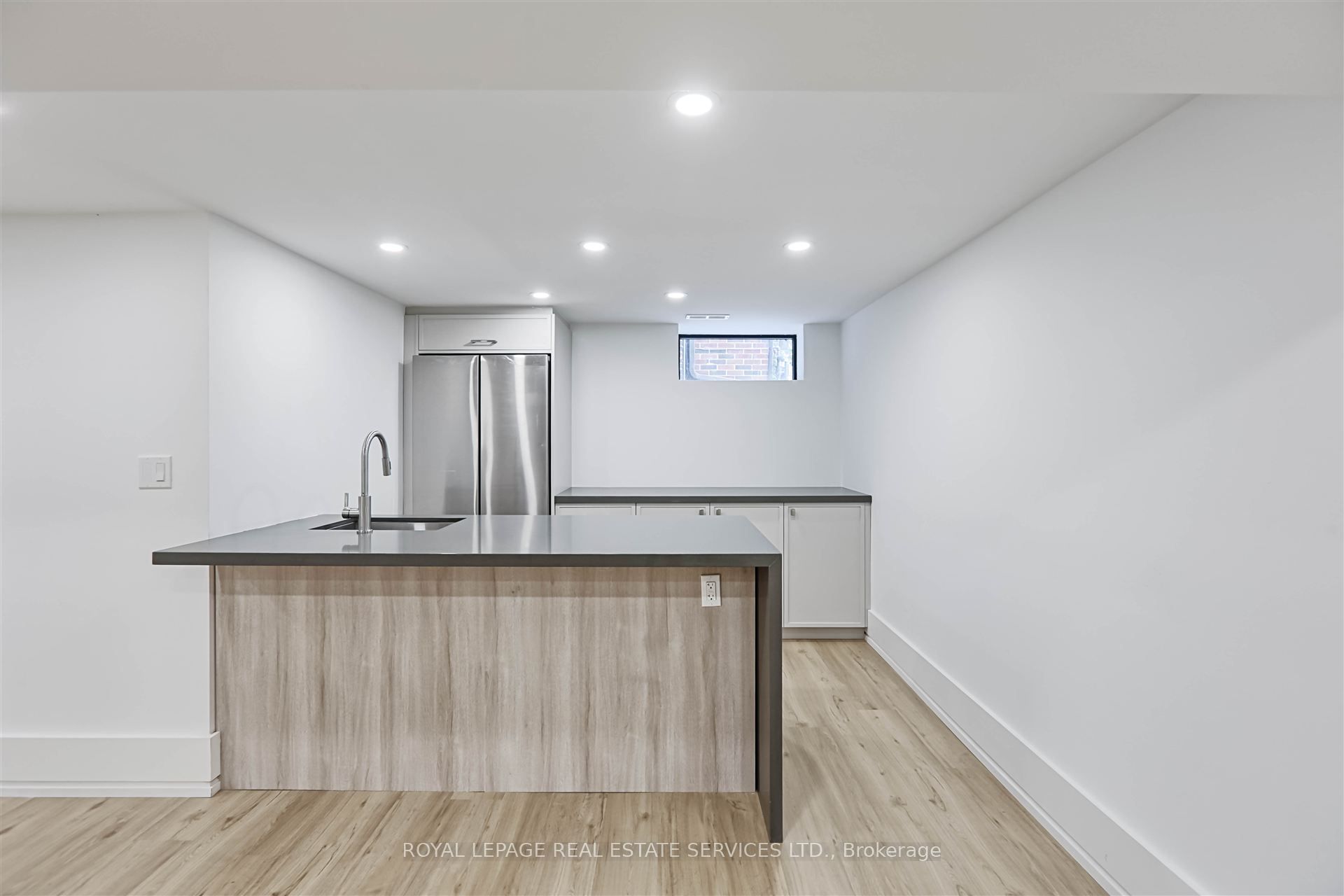 324 Riverside Drive Property Photo 40