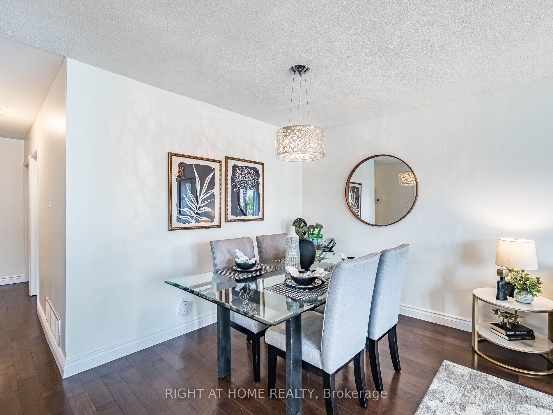 118 Bonham Boulevard Property Photo 10
