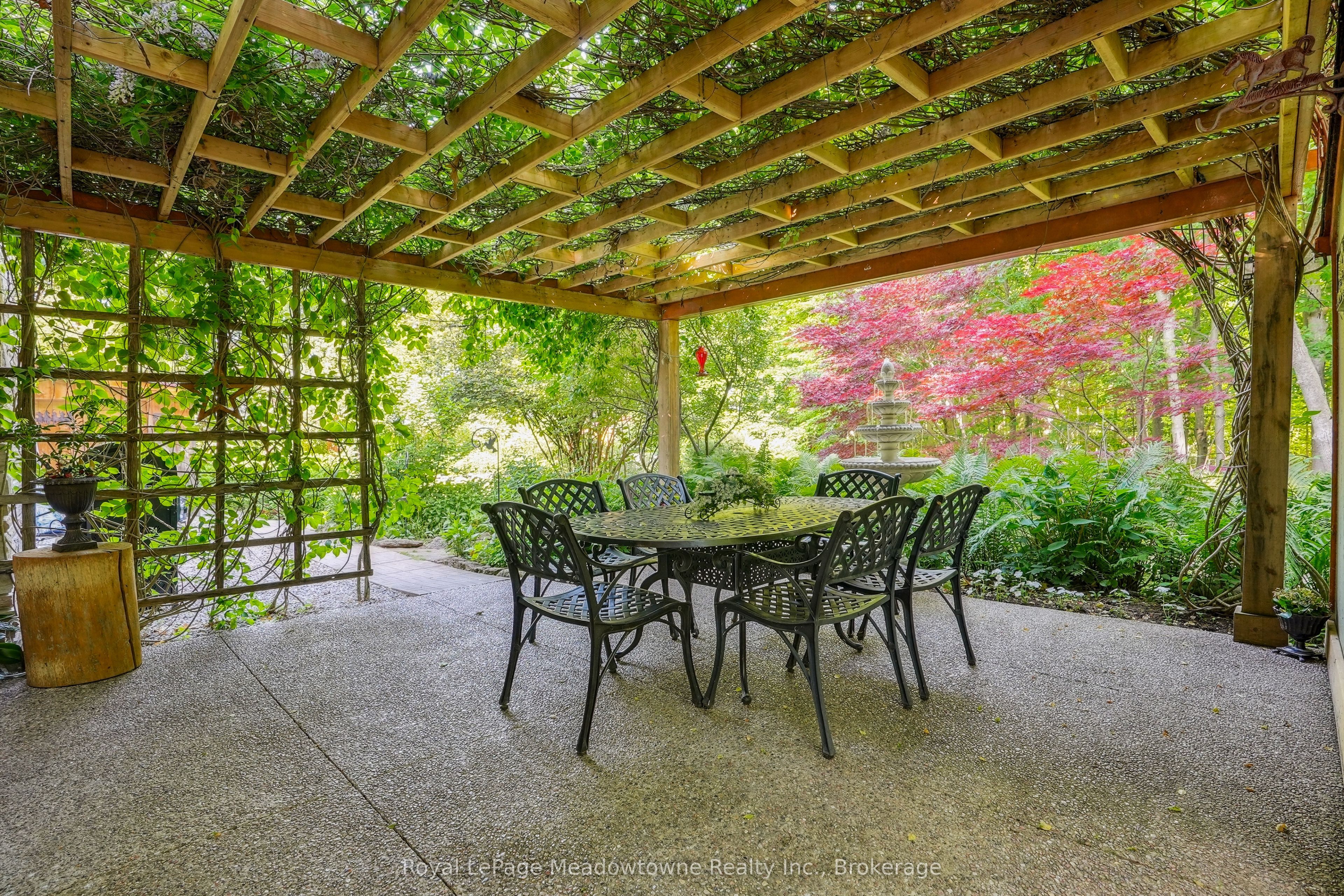 9878 15 Side Road Property Photo 35