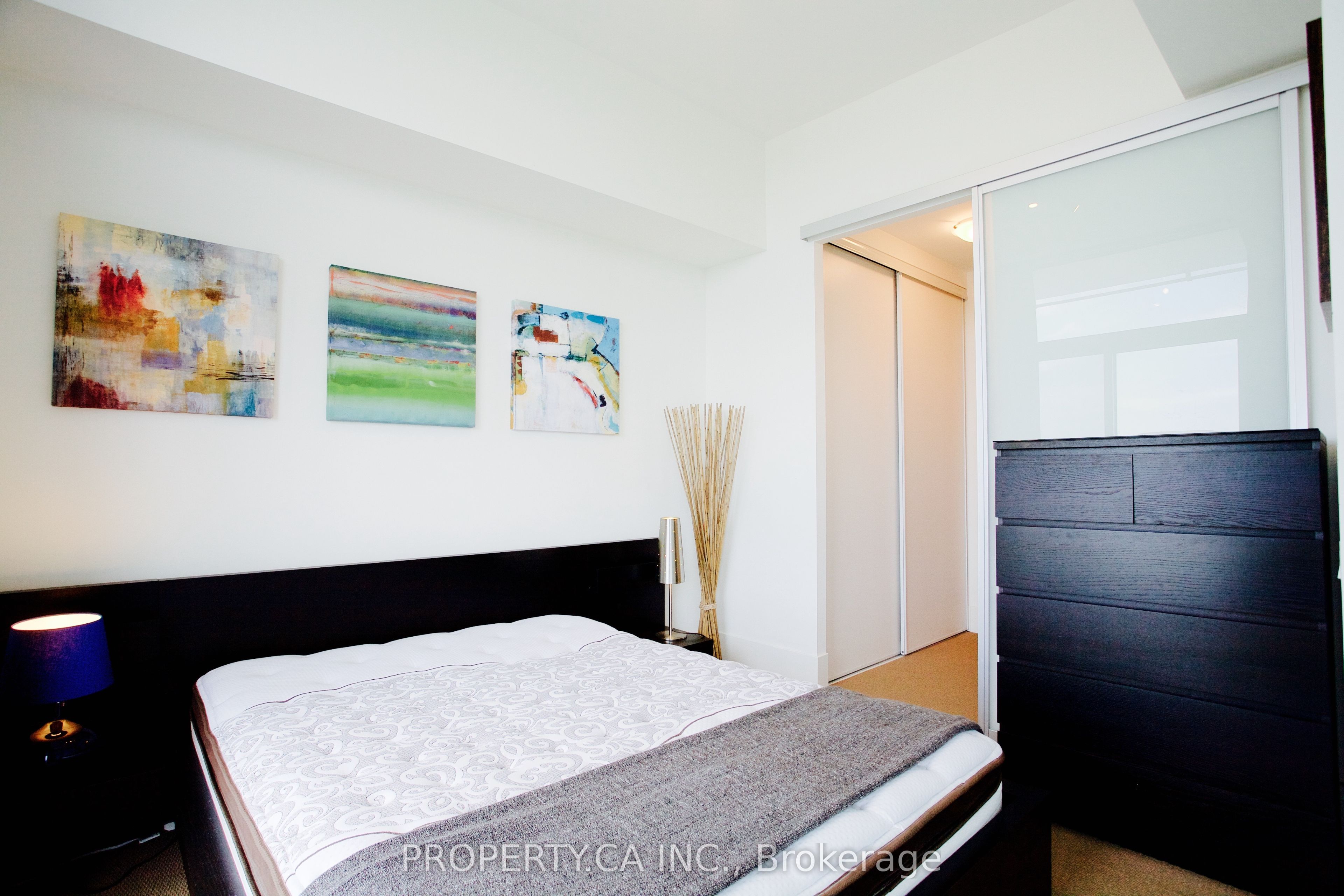 103 The Queensway N/a 2815 Property Photo 11